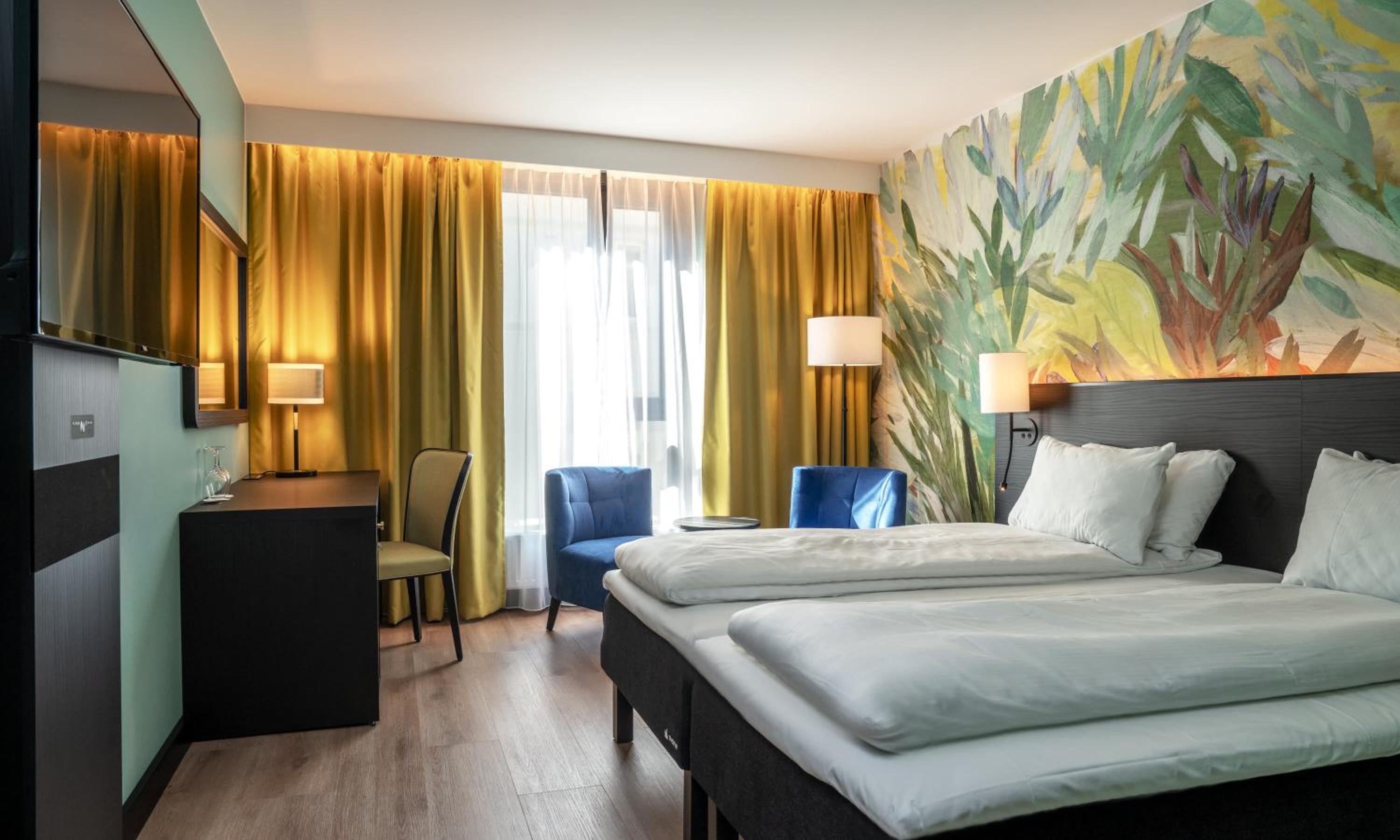 Standard Twin Room