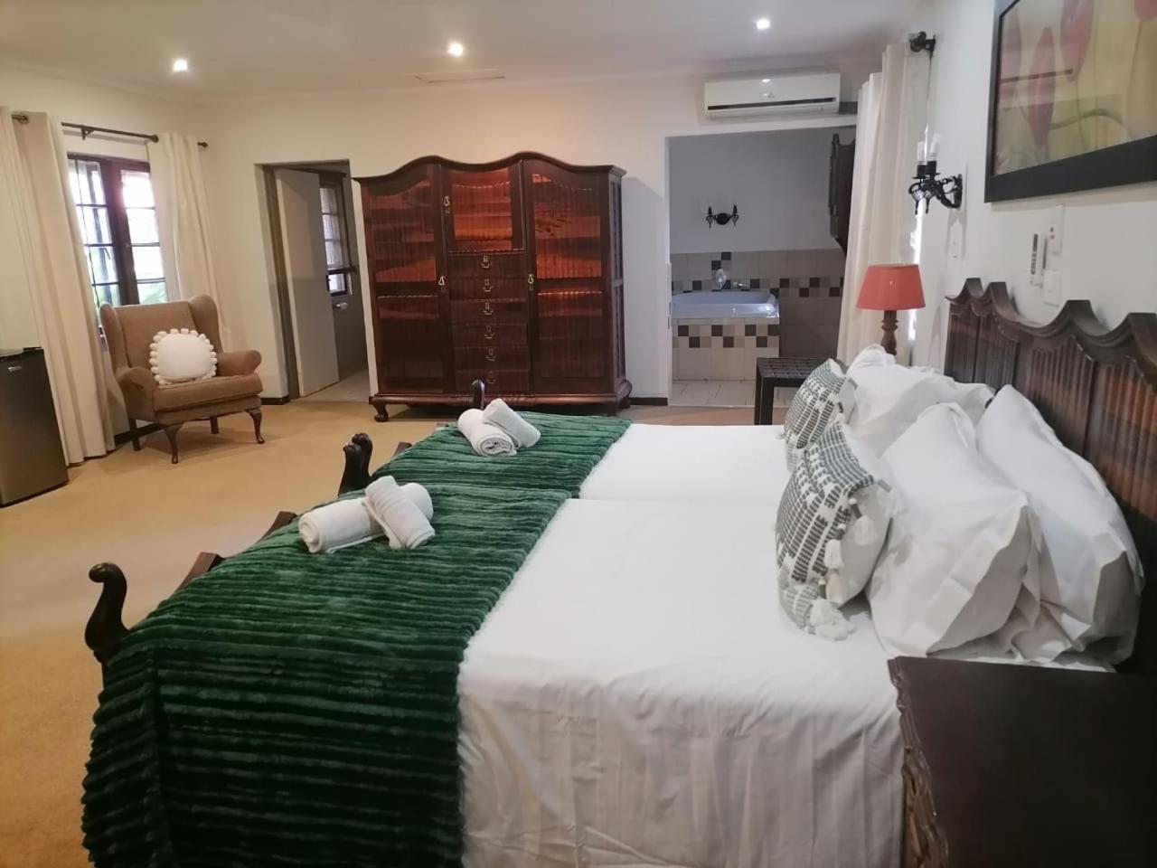 Standard Room - The Main House - Photo 5