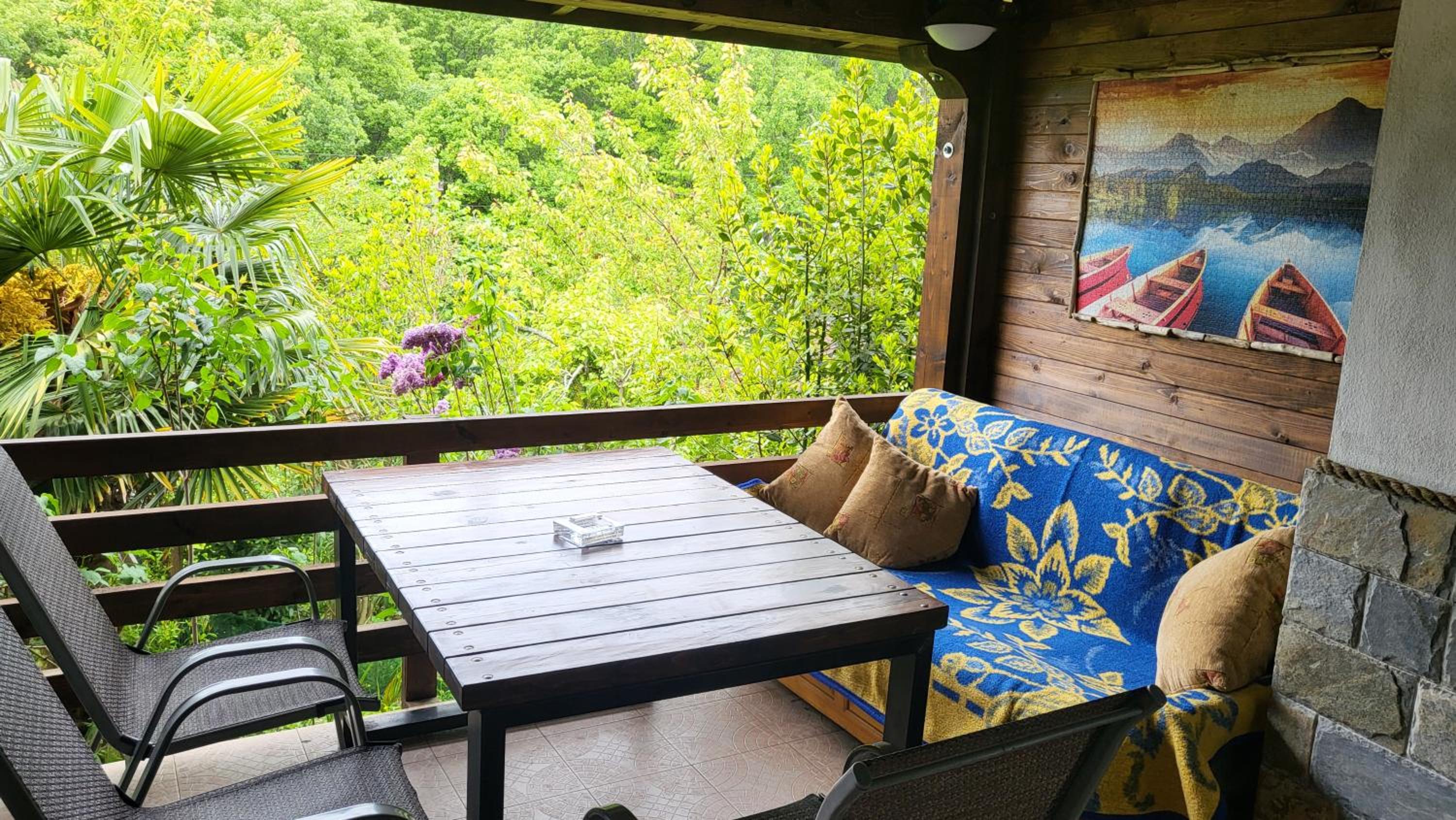 One-Bedroom Apartment with Balcony photo 1