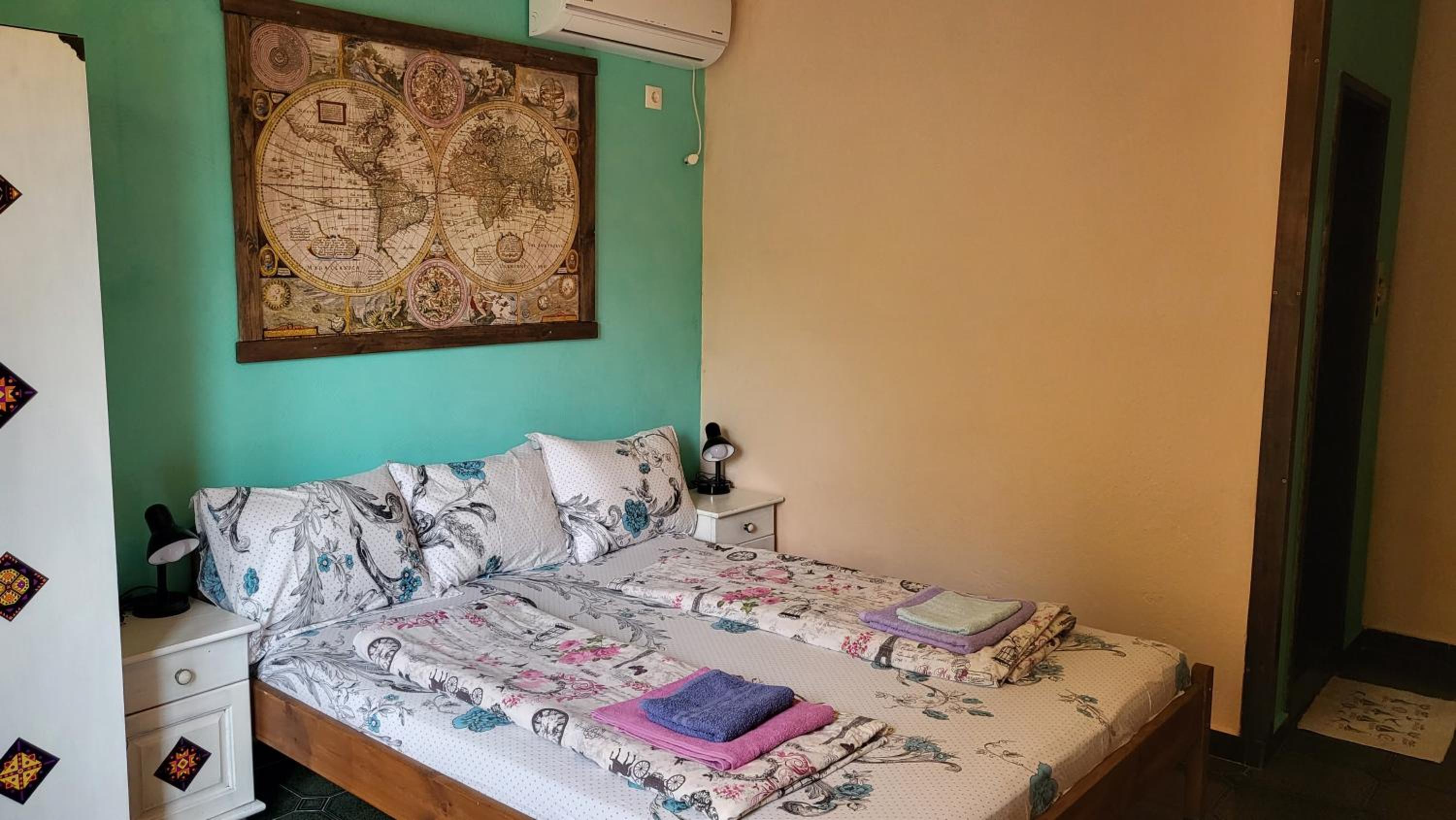 One-Bedroom Apartment with Balcony photo 3