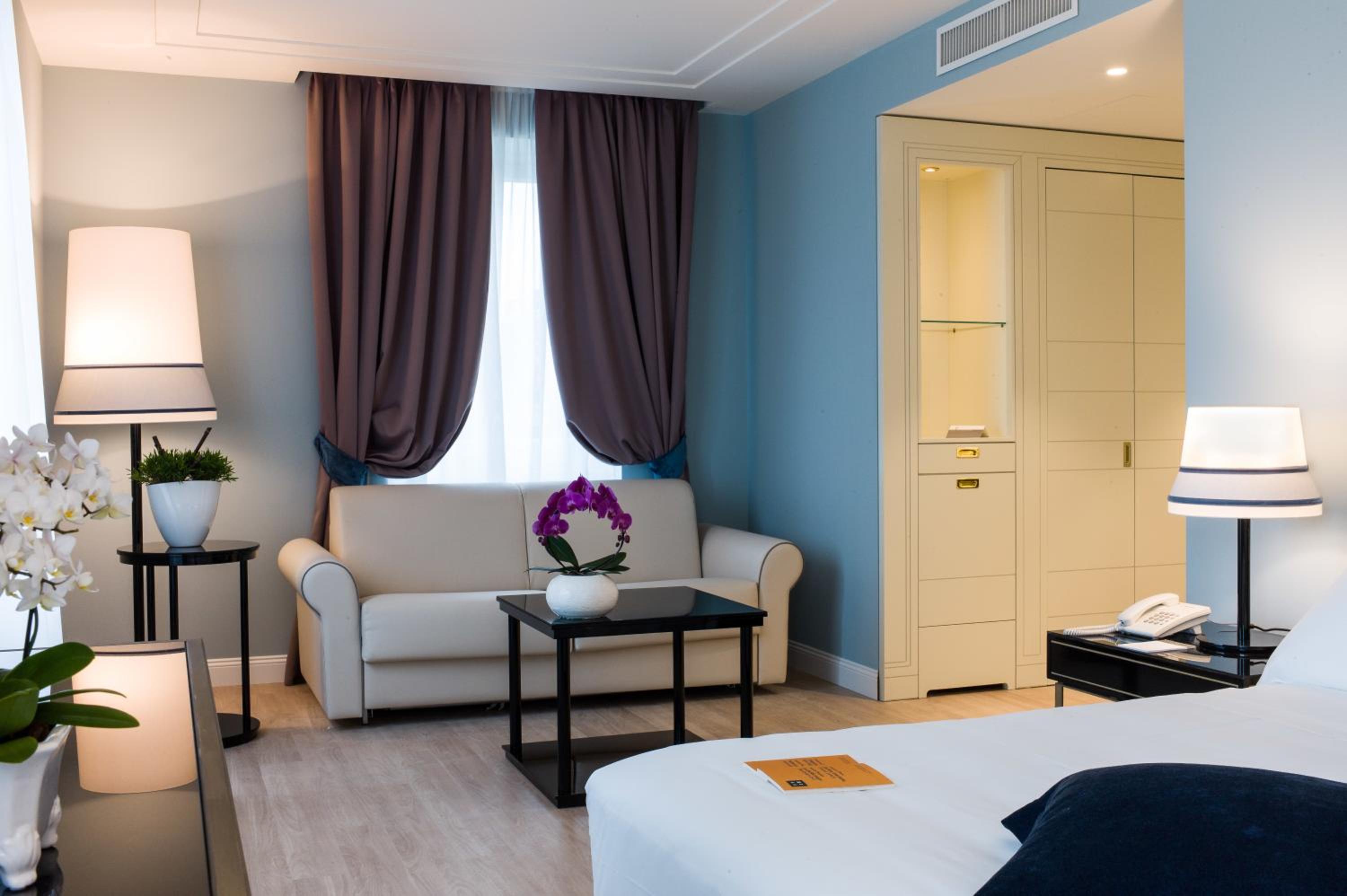 Deluxe Double Room - Photo 5