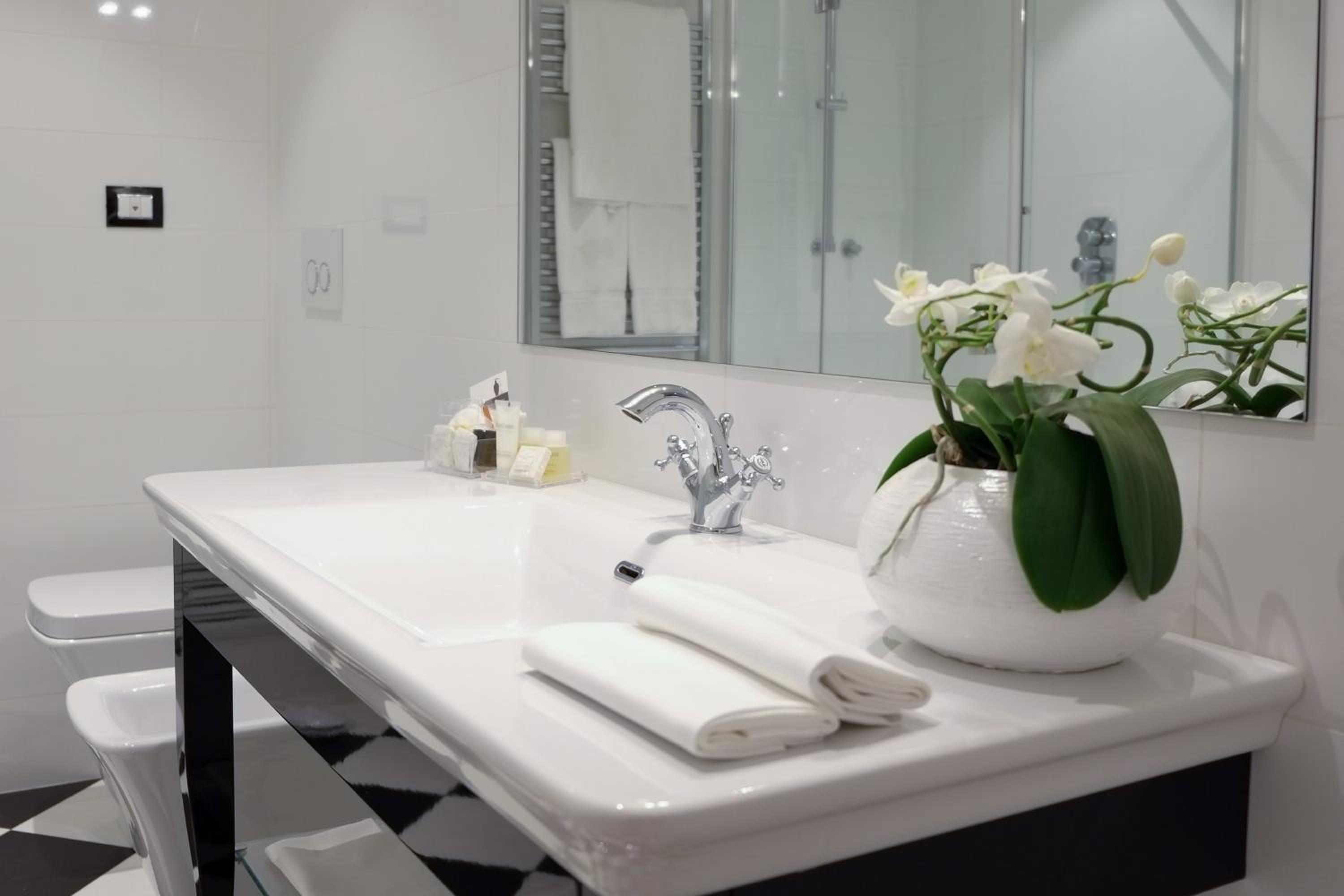 Superior Double Room - Photo 7
