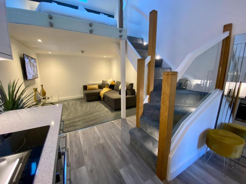 One-Bedroom Apartment - Photo 13
