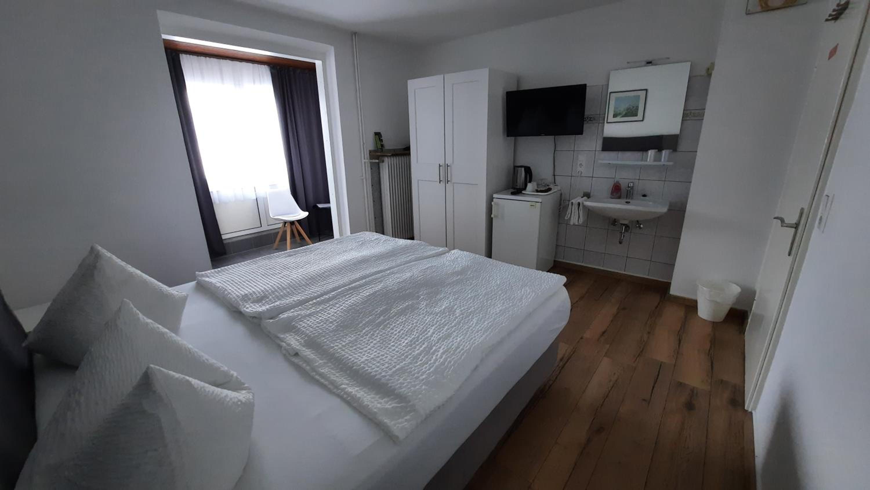Standard Double Room photo 1