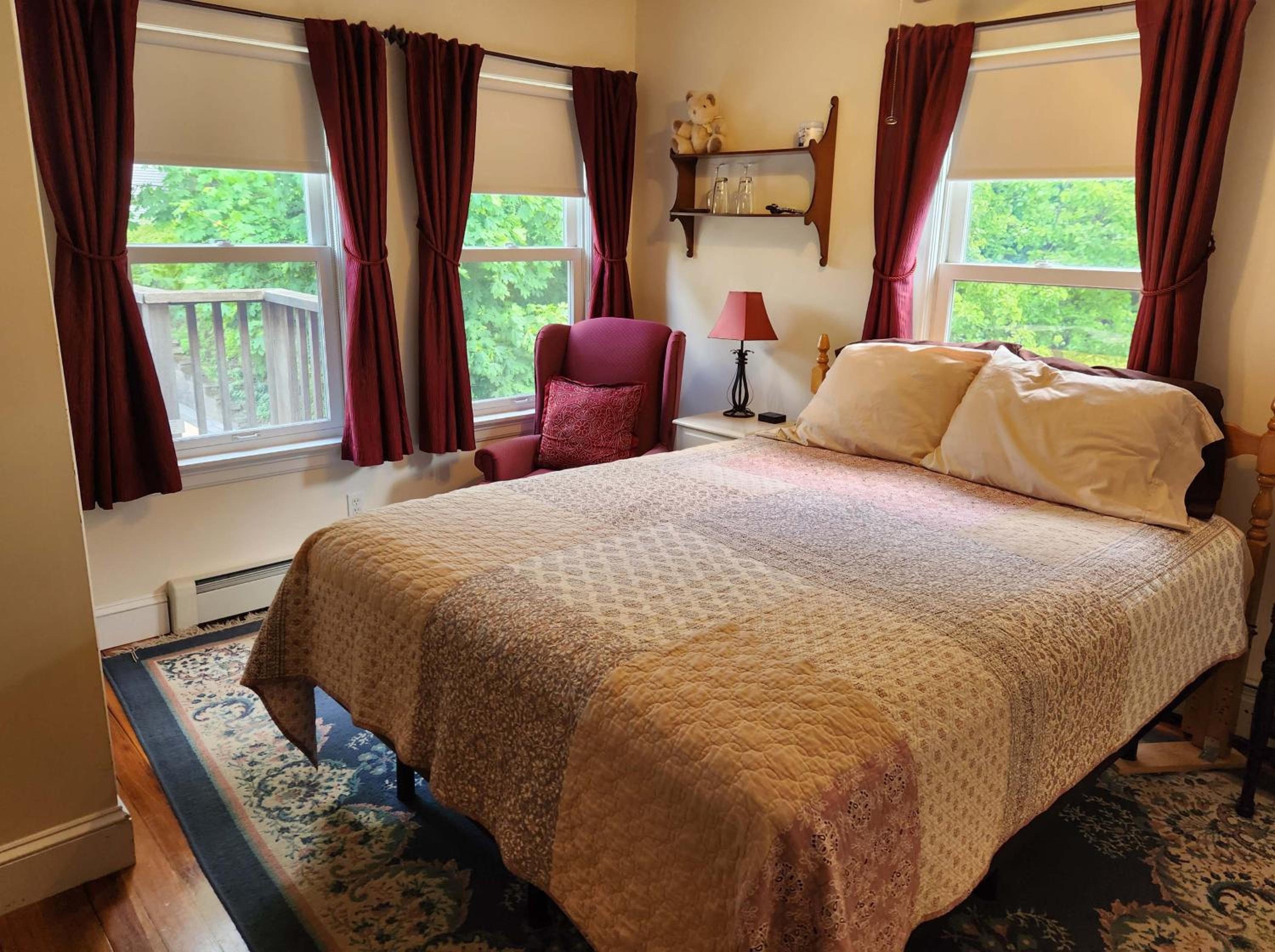 Queen Room