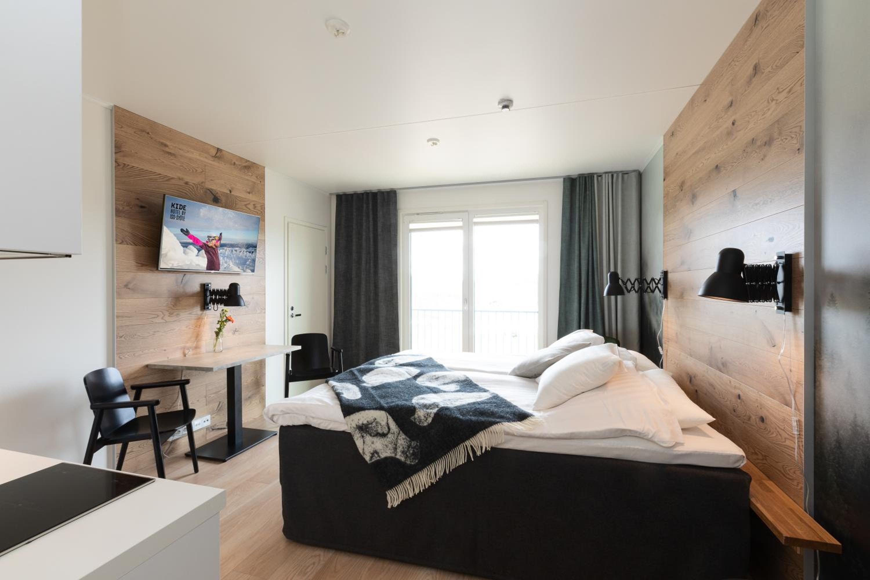 Deluxe Double or Twin Room photo 2