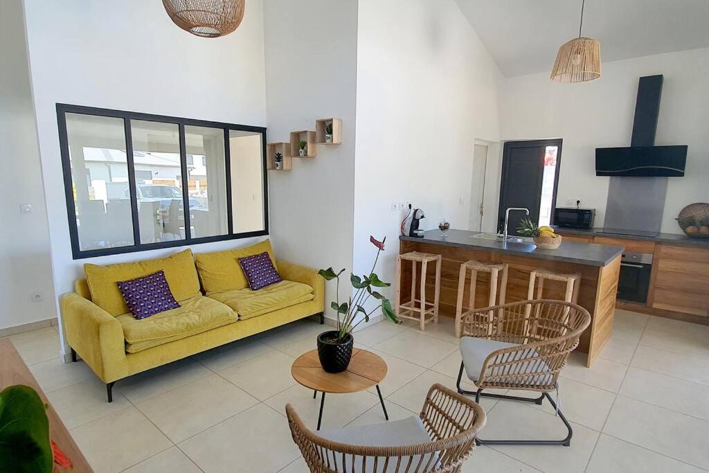 Three-Bedroom Villa photo 1