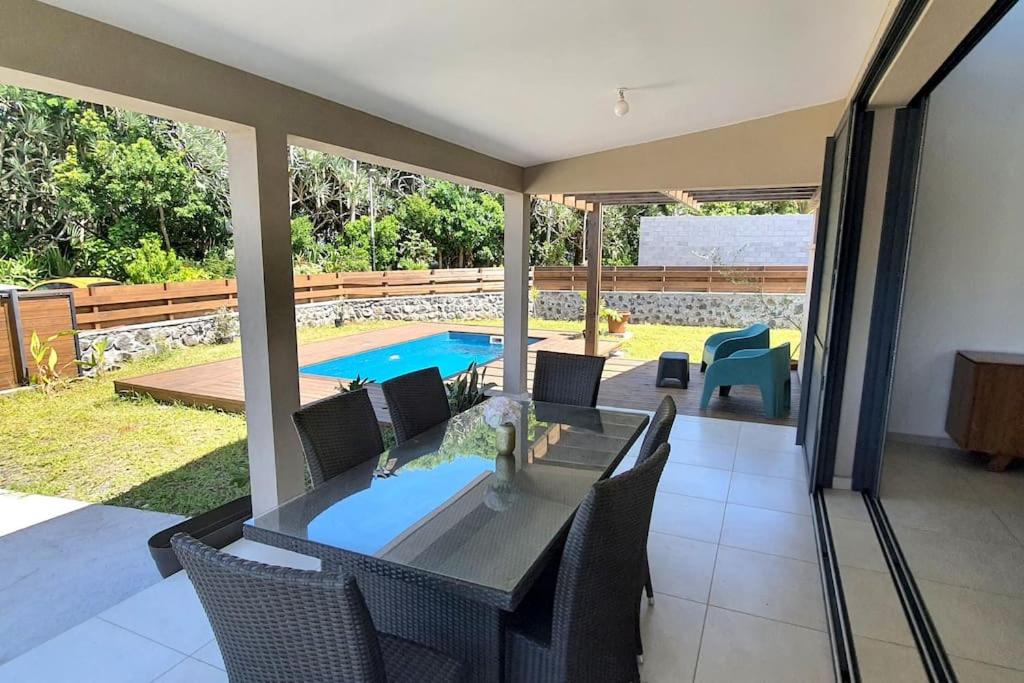 Three-Bedroom Villa photo 2