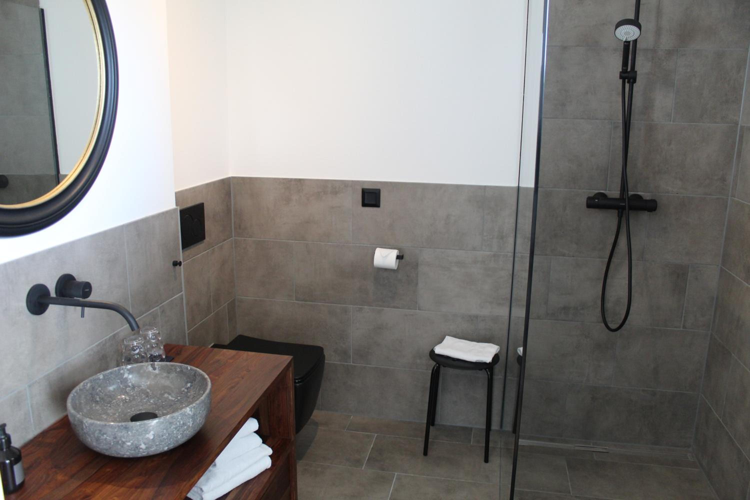 Deluxe Double Room with Balcony photo 2
