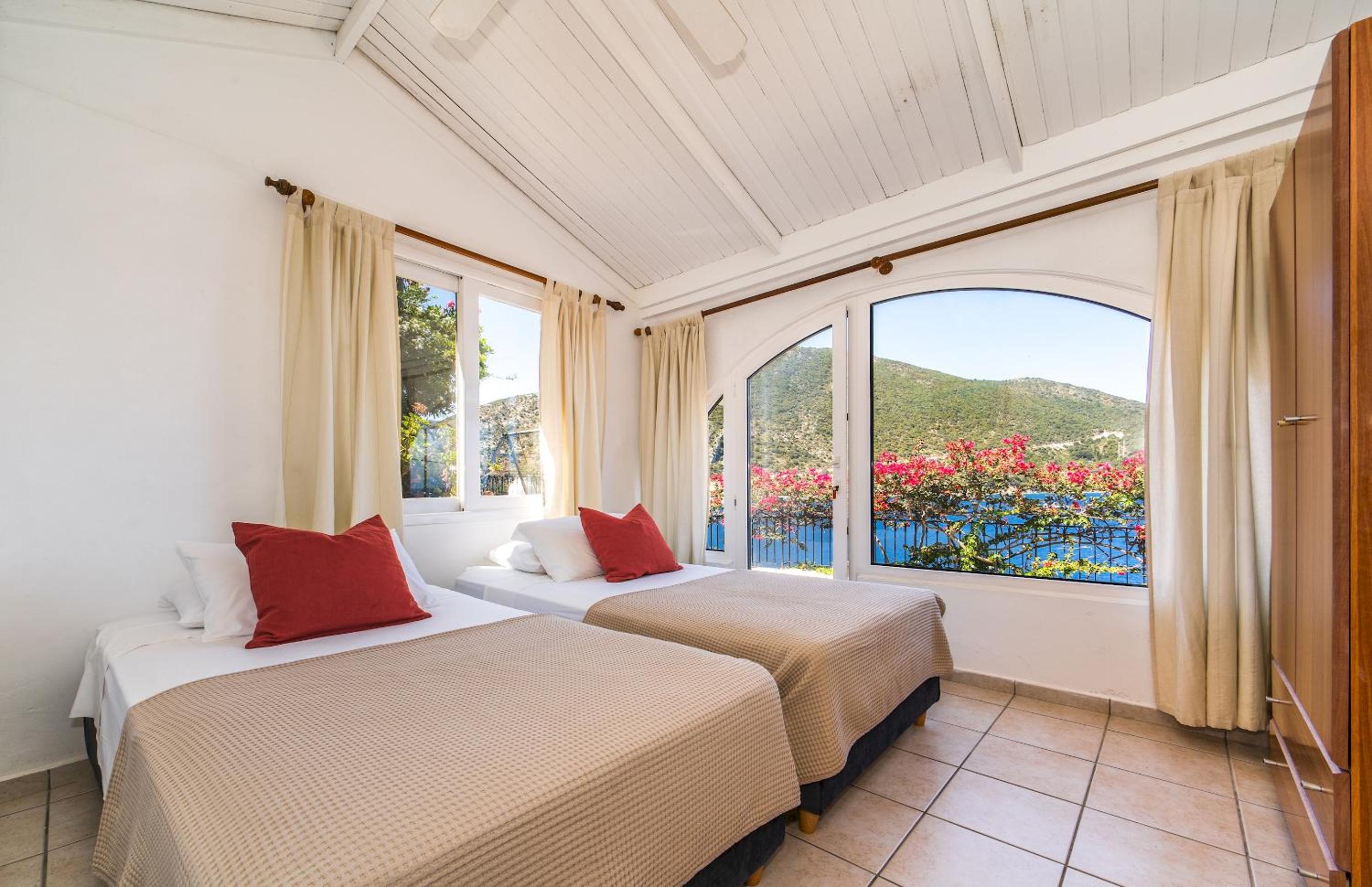 Two-Bedroom Villa photo 3