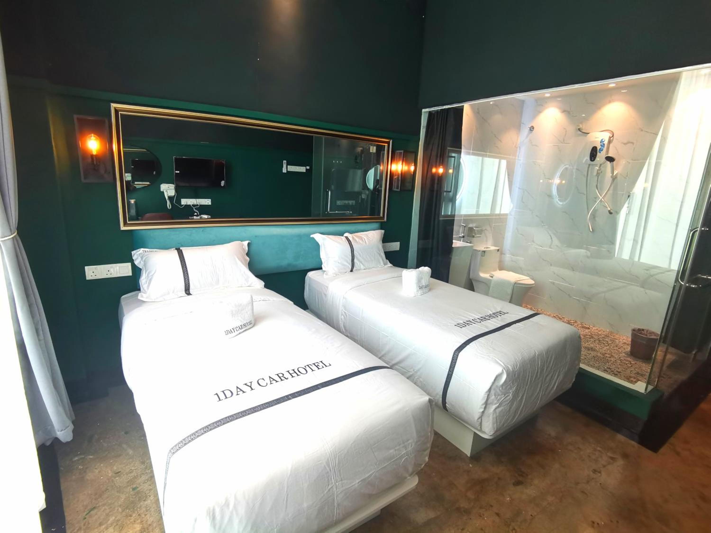 Deluxe Twin Room - Photo 4