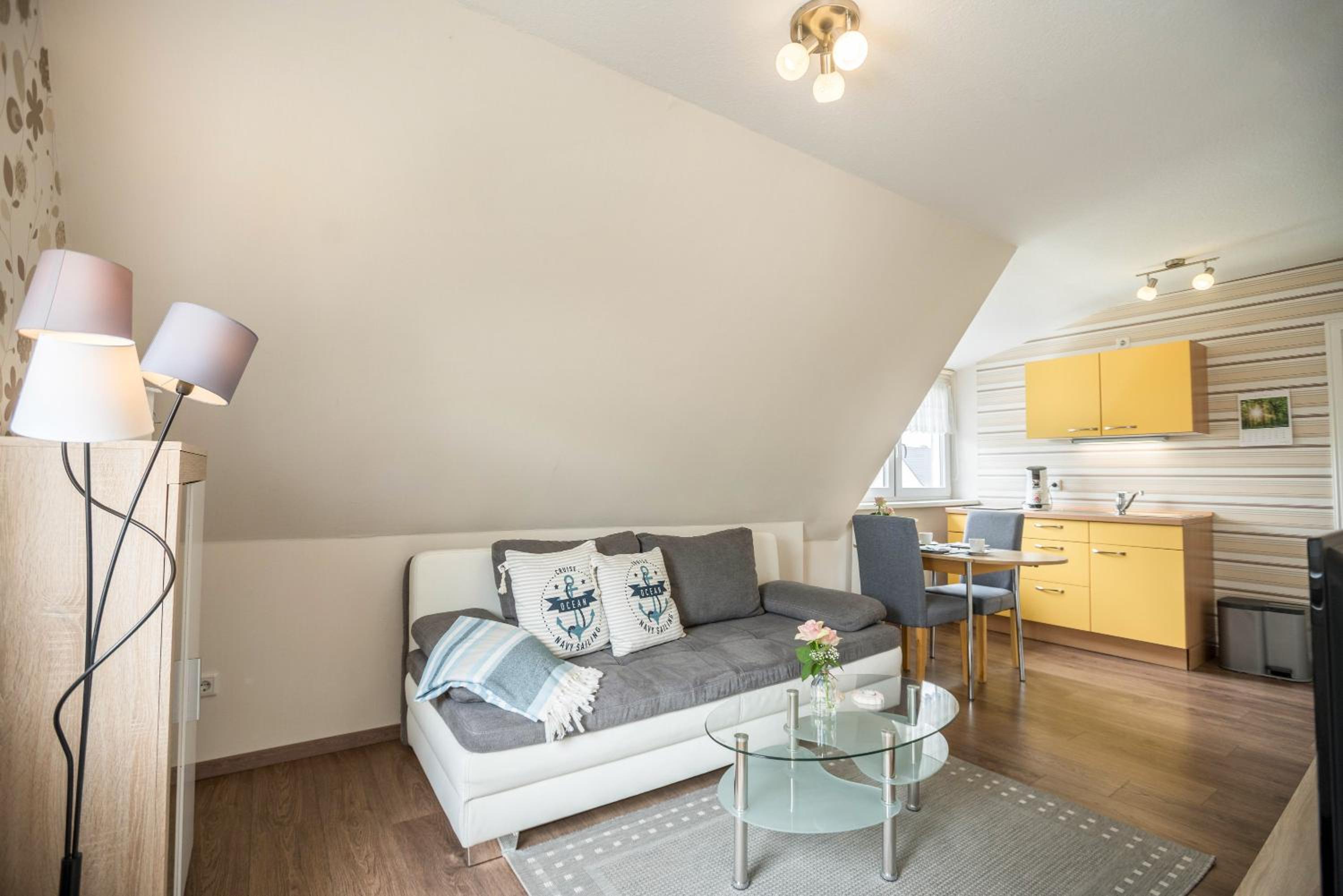 One-Bedroom Apartment with Garden View photo 3