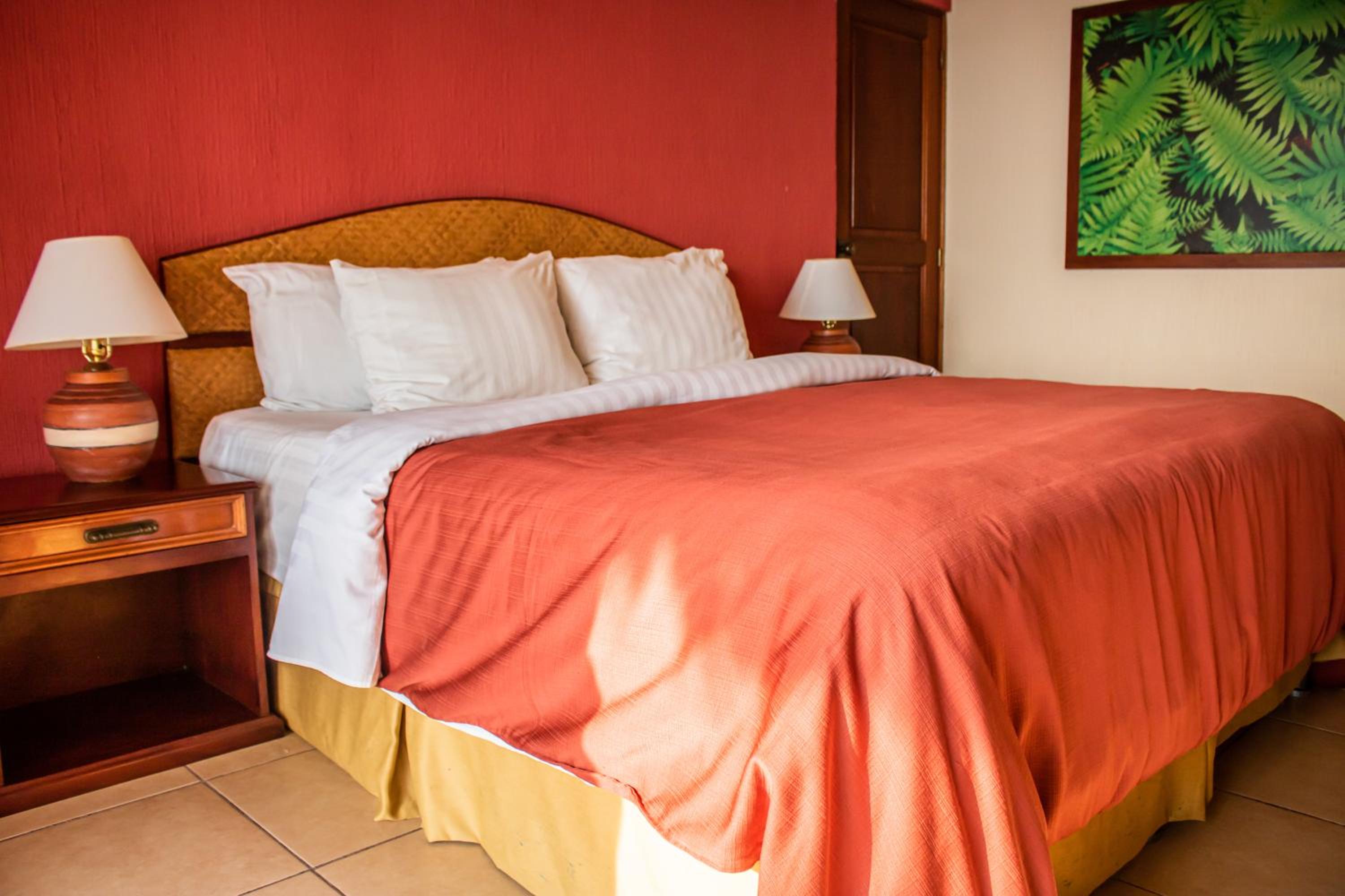 Double Room - Photo 3