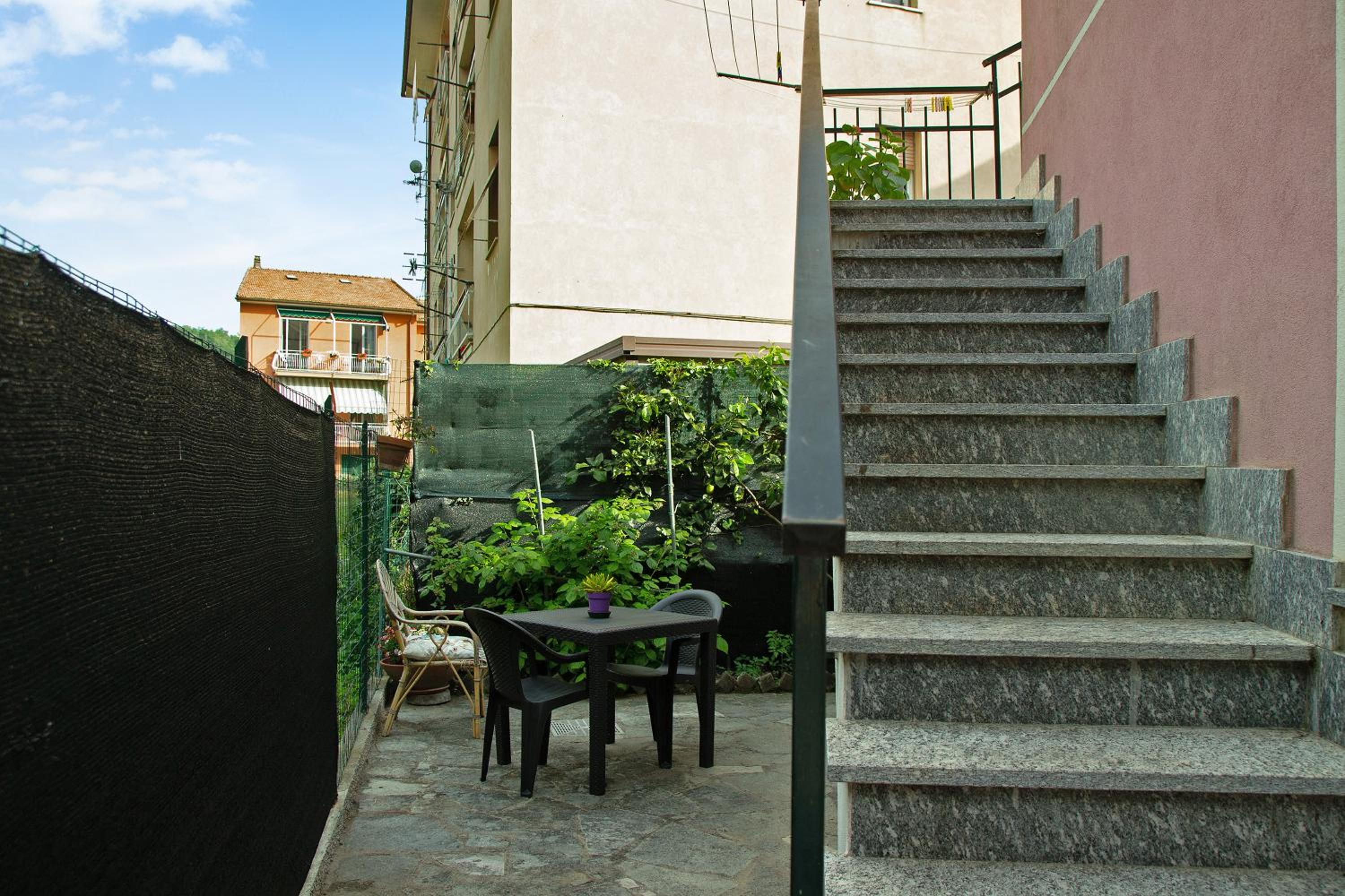 One-Bedroom Apartment with Garden View photo 3