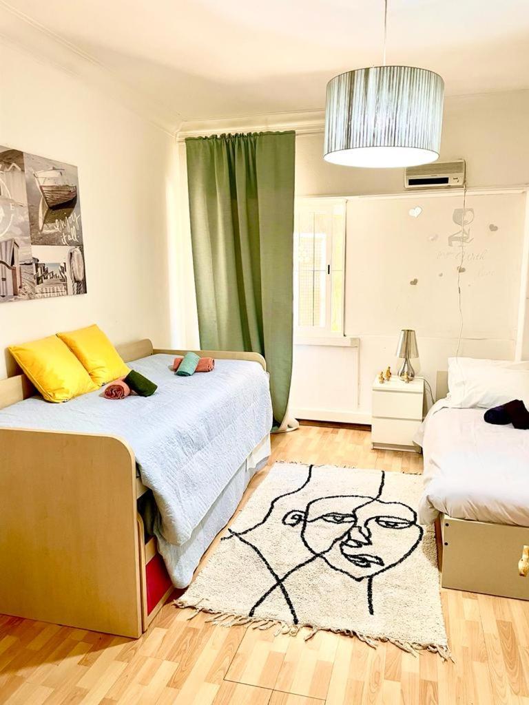 Economy Quadruple Room with Shared Bathroom photo 2