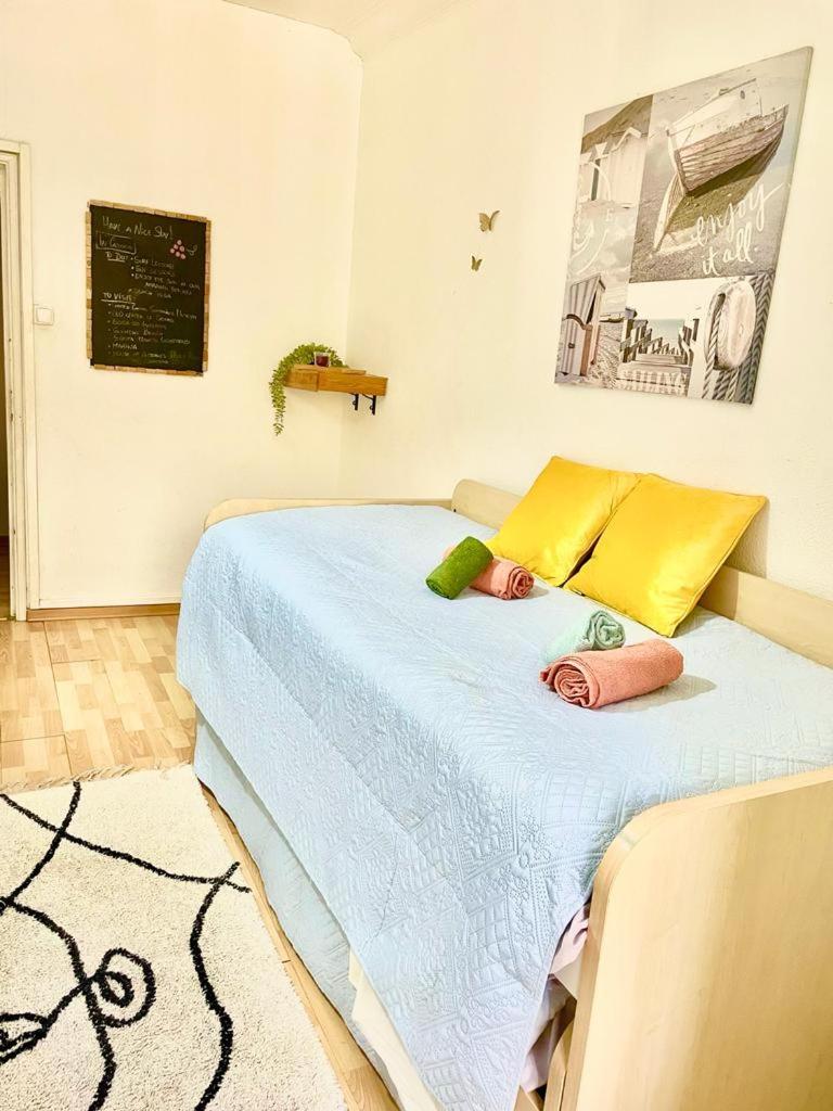 Economy Quadruple Room with Shared Bathroom photo 3