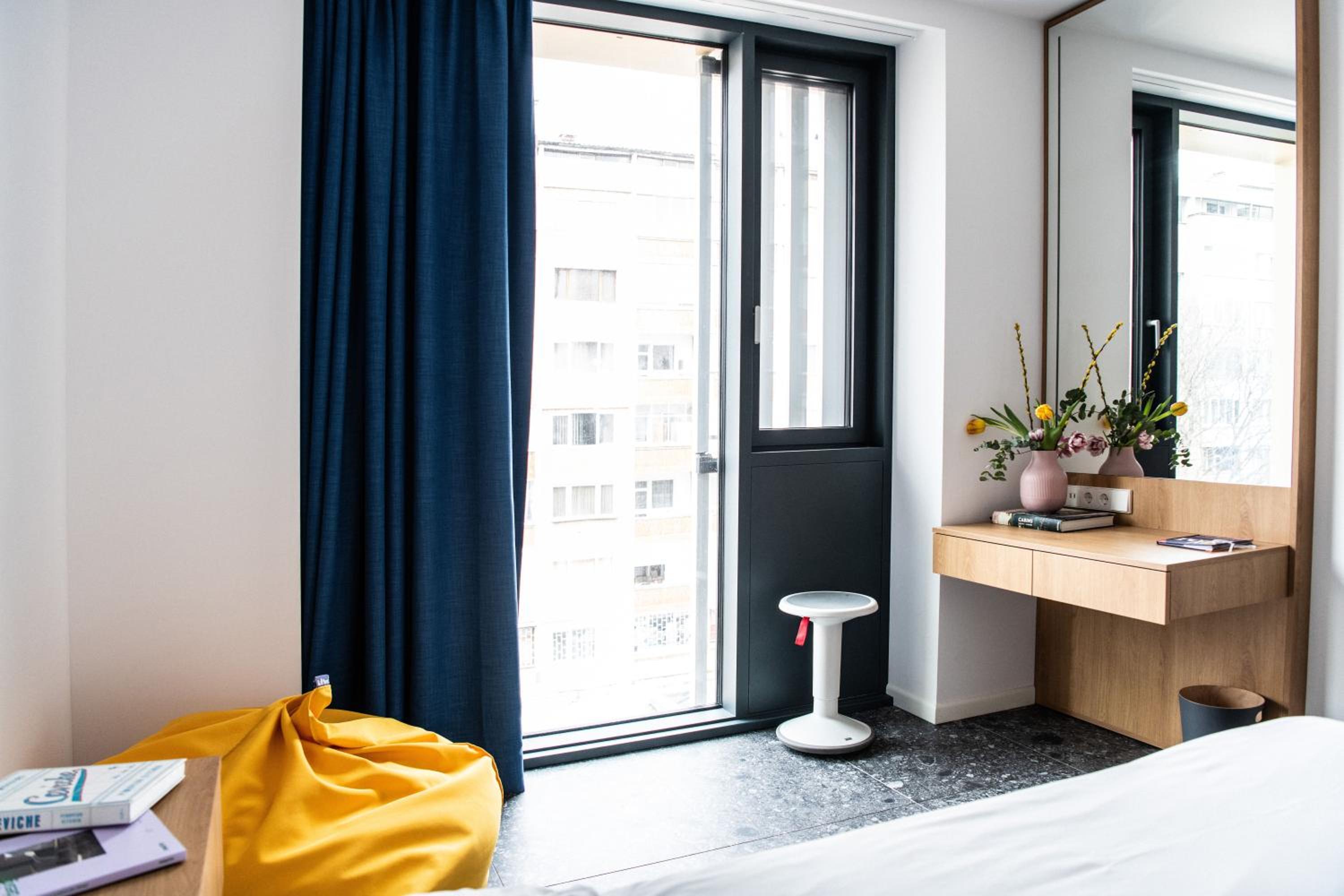 Twin Room - Photo 7