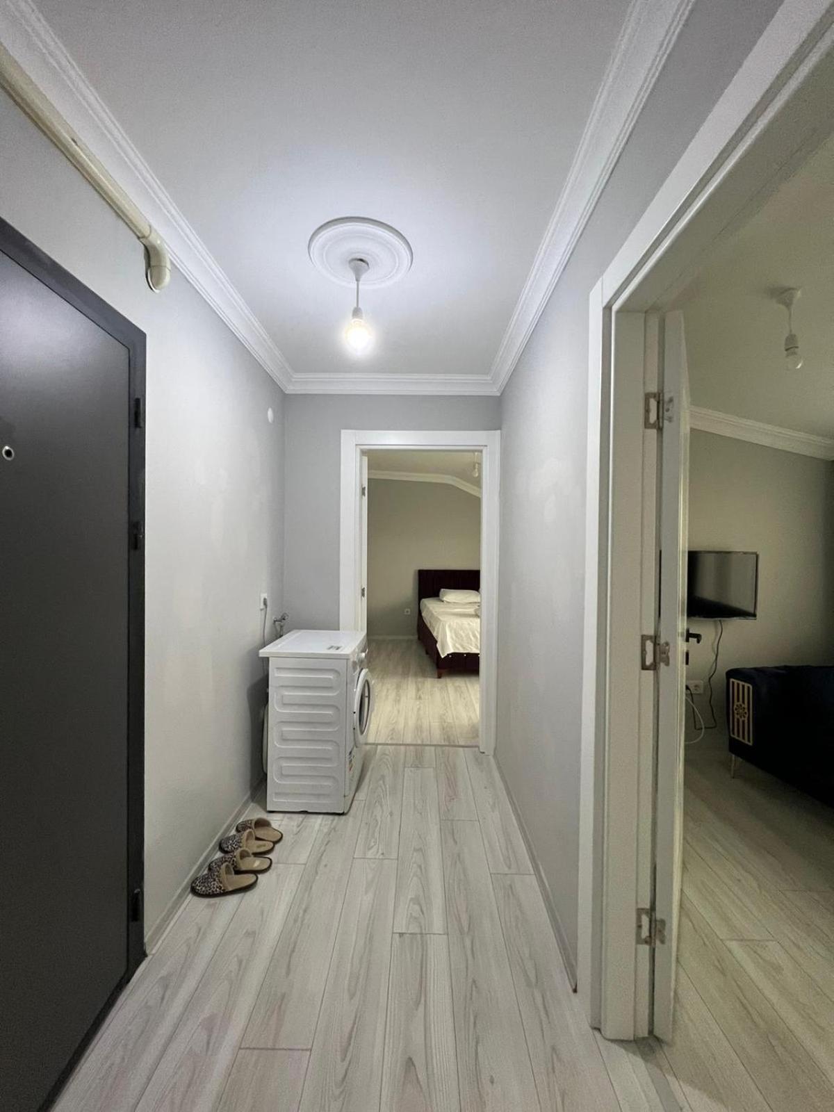Apartment with Balcony - Photo 7