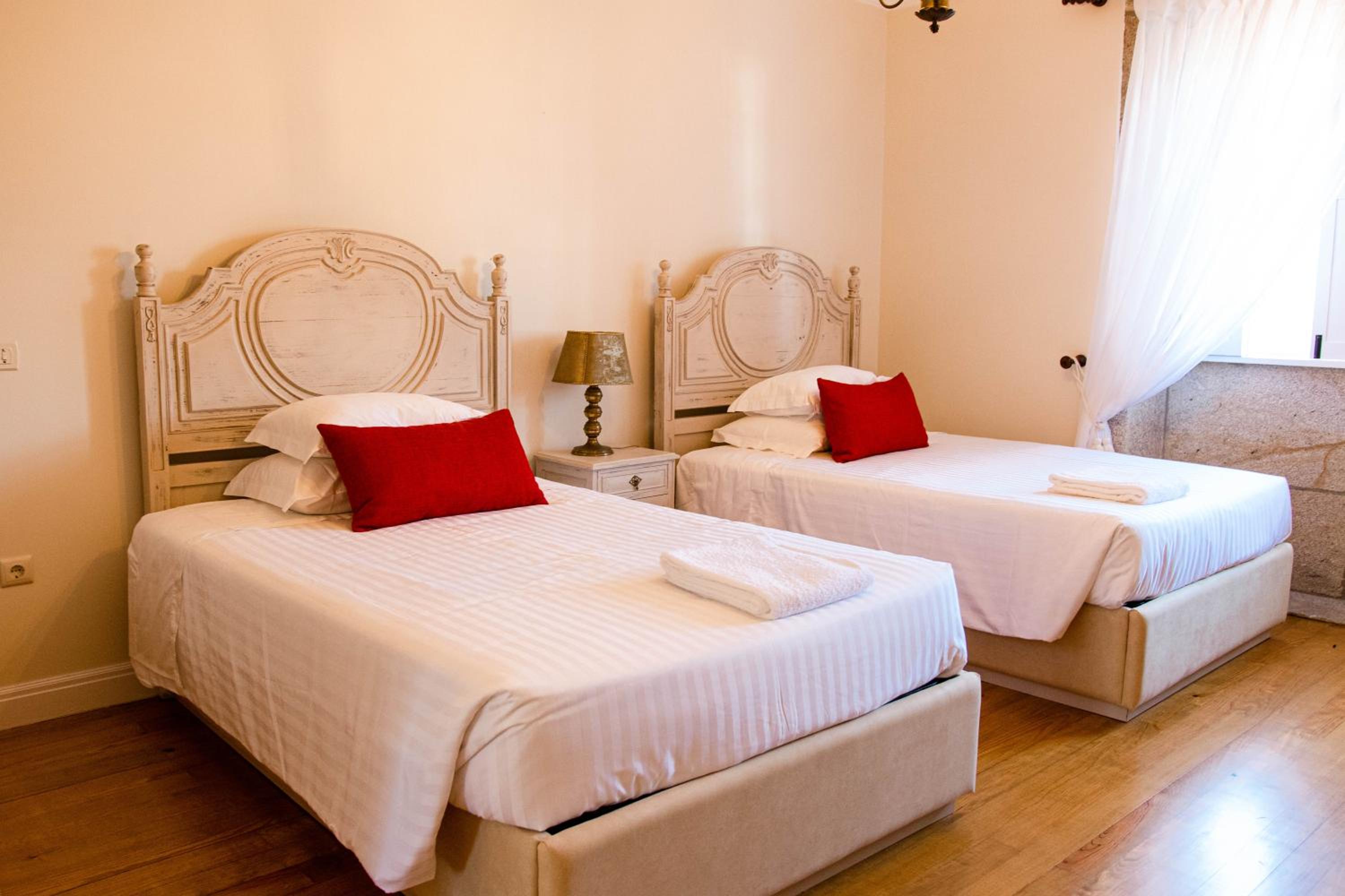 Deluxe Twin Room photo 2