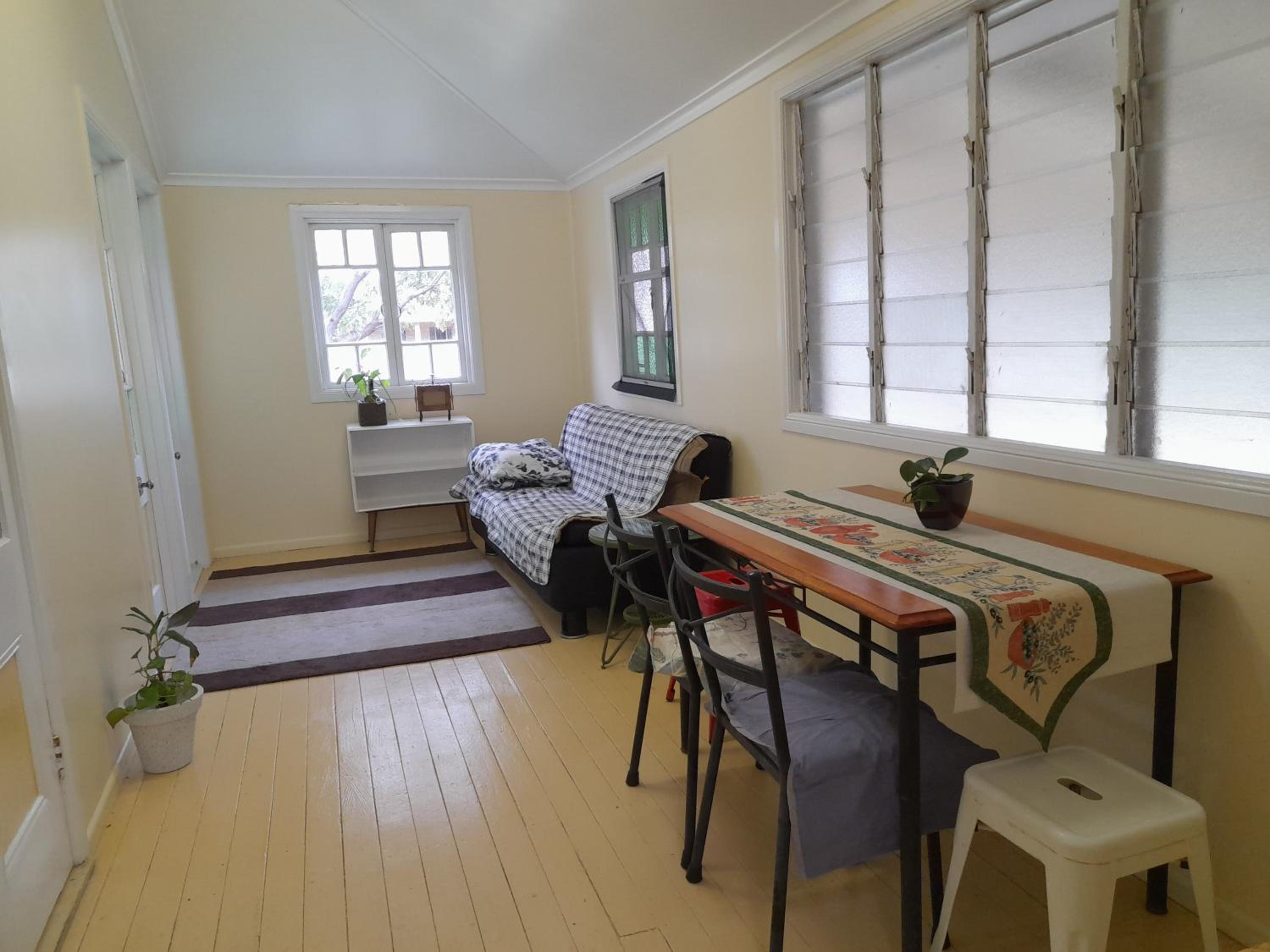 Three-Bedroom Vacation Home  photo 2