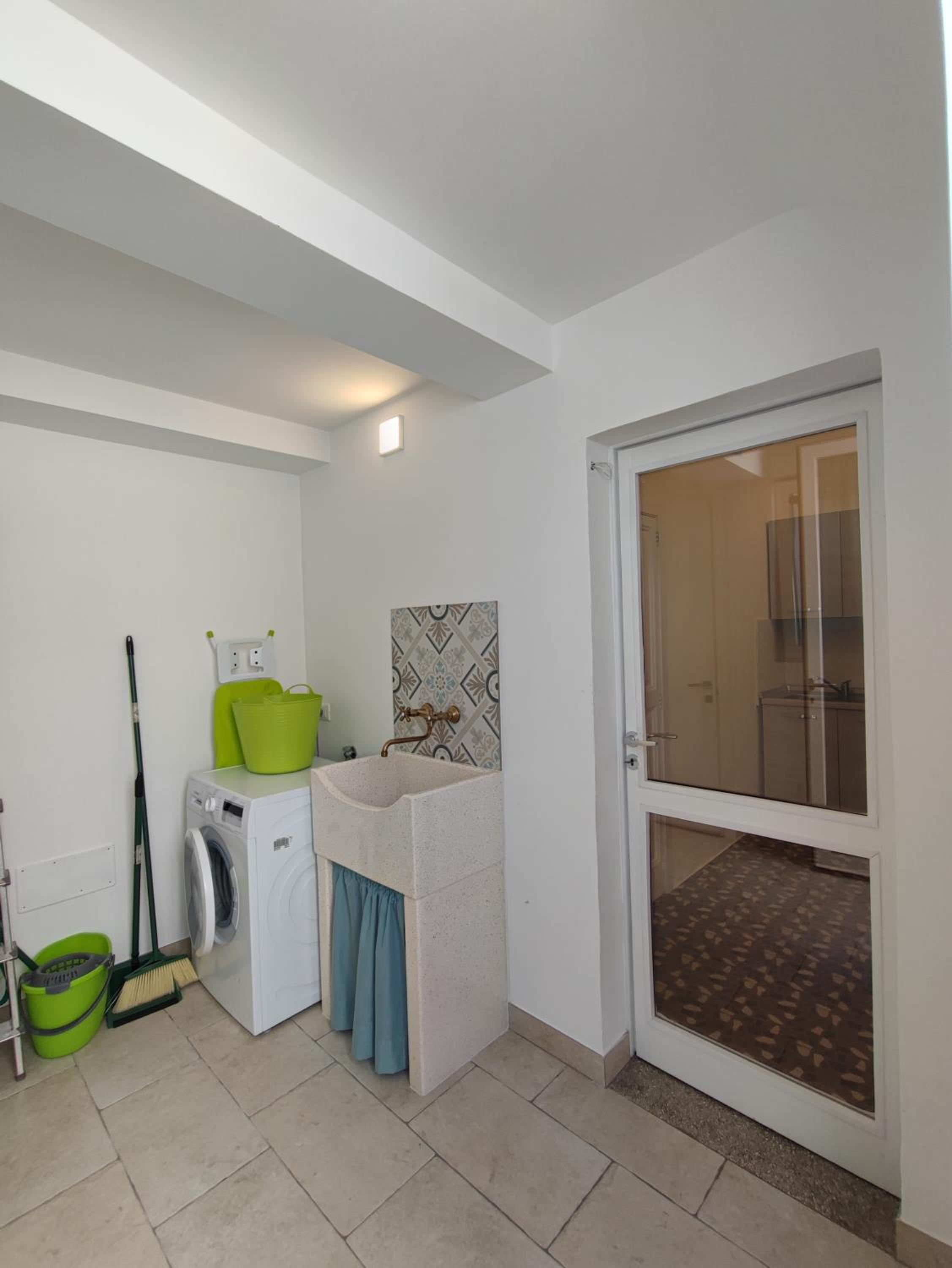 Apartment - Ground Floor photo 3