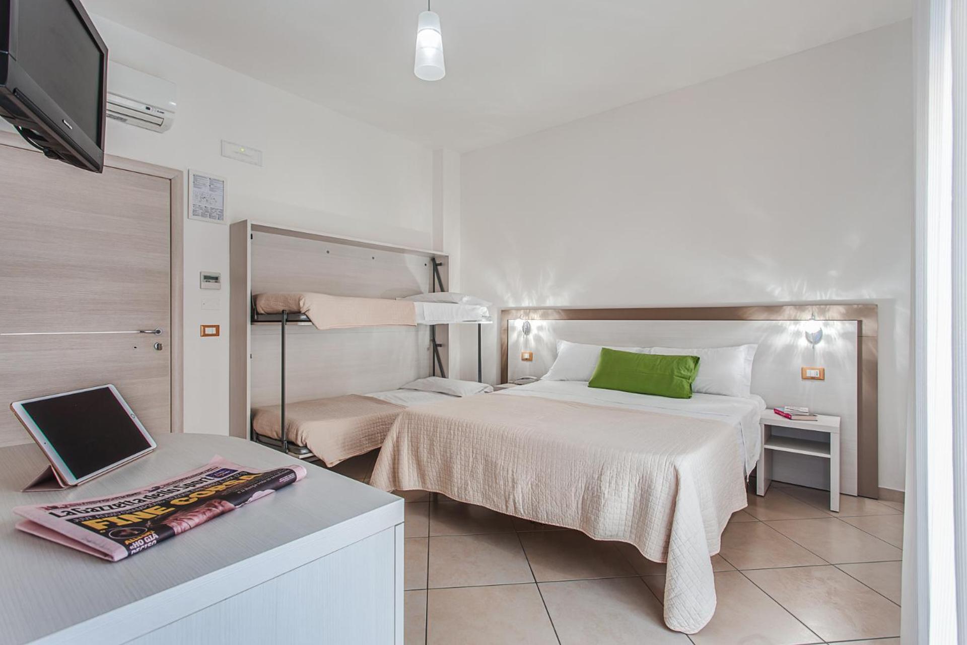 Standard Quadruple Room photo 1