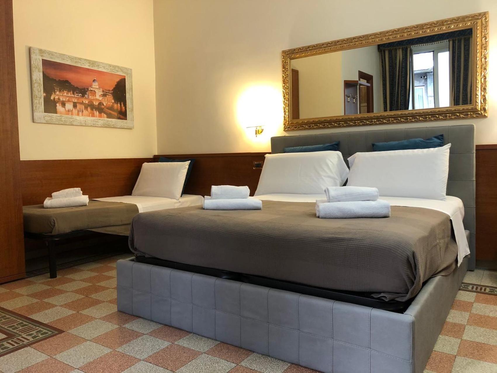 Triple Room with Private Bathroom