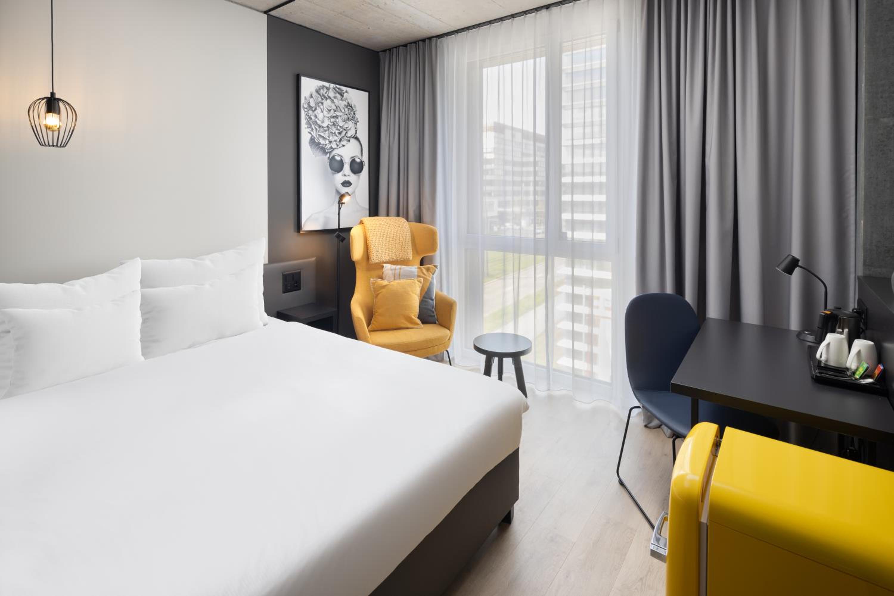 Standard Room - Photo 1