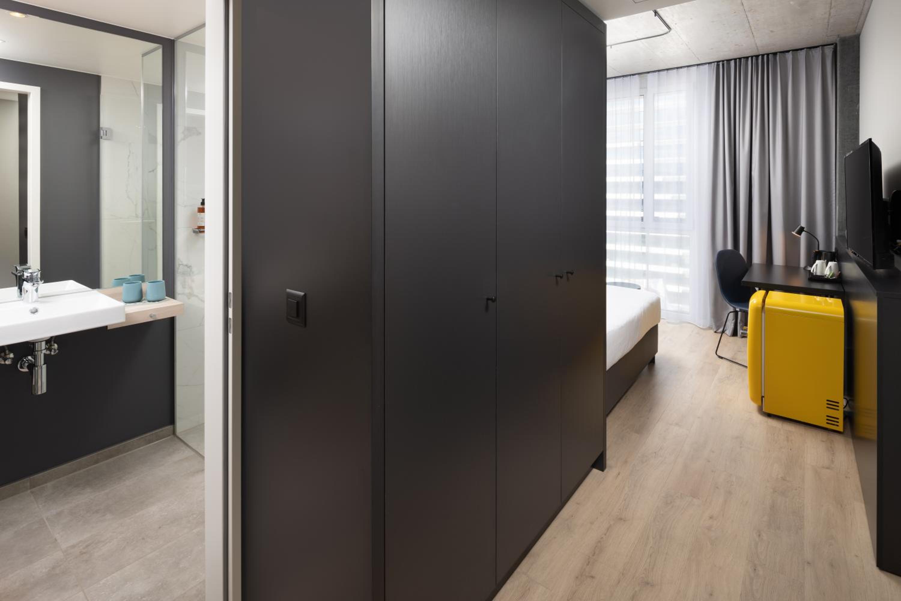 Standard Room - Photo 2