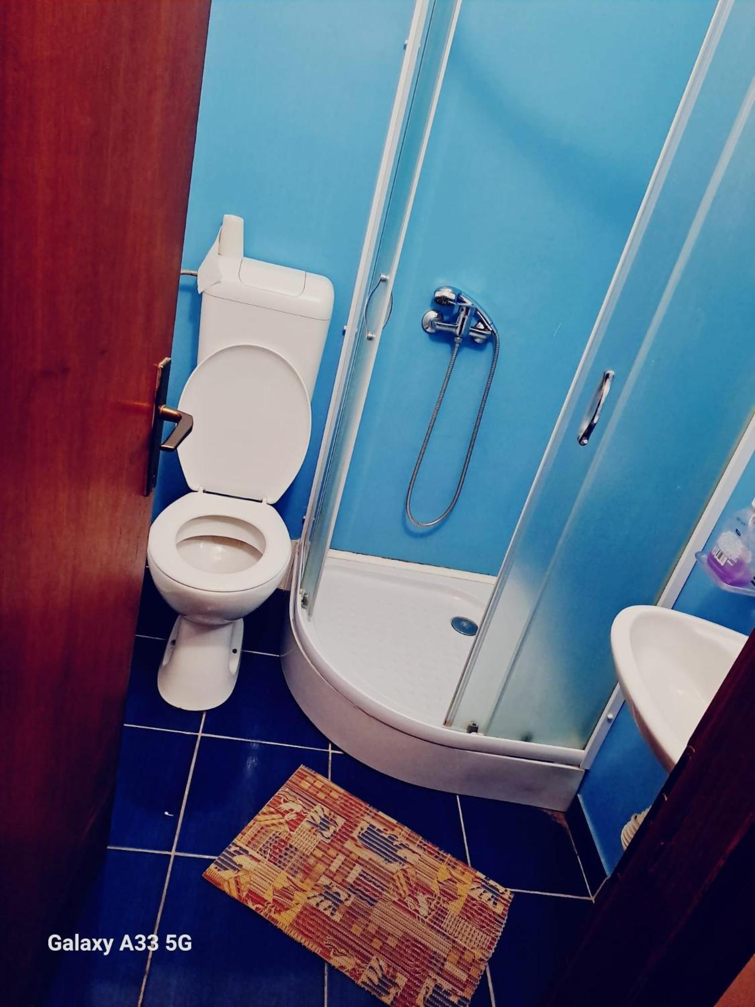 Small Twin Room photo 2