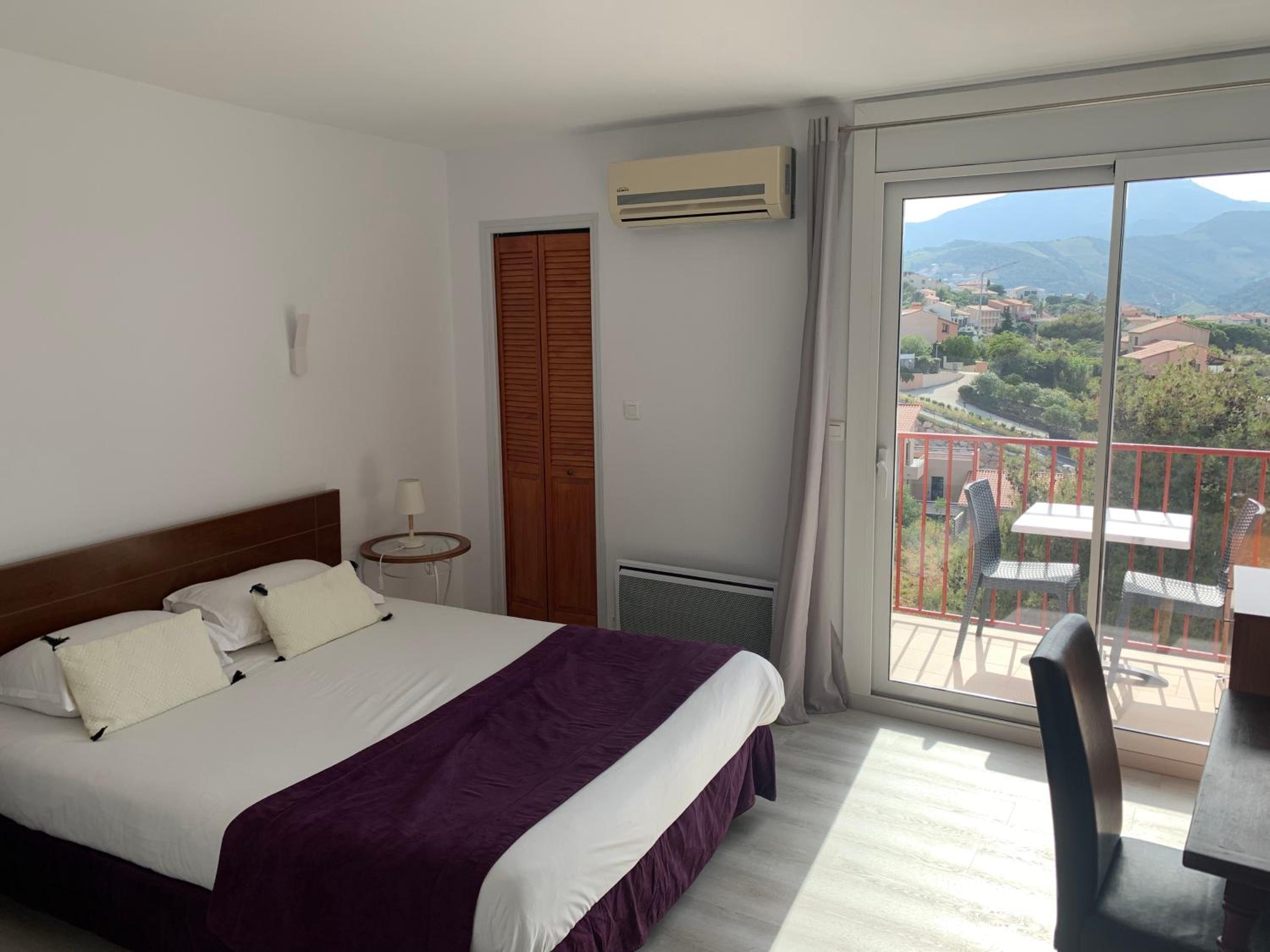 Double Room with Sea View photo 3