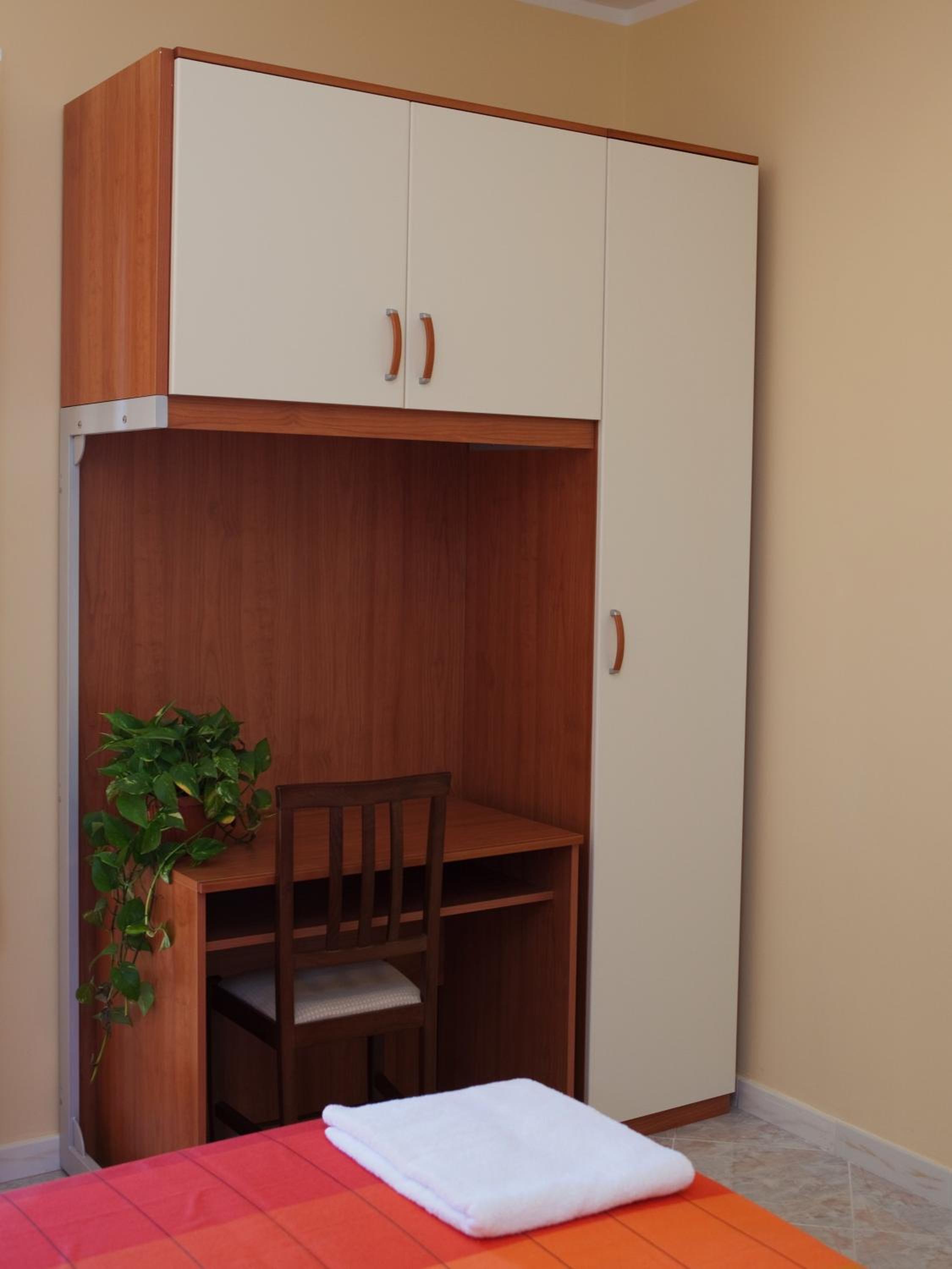 Double or Twin Room with Sea View - Photo 5