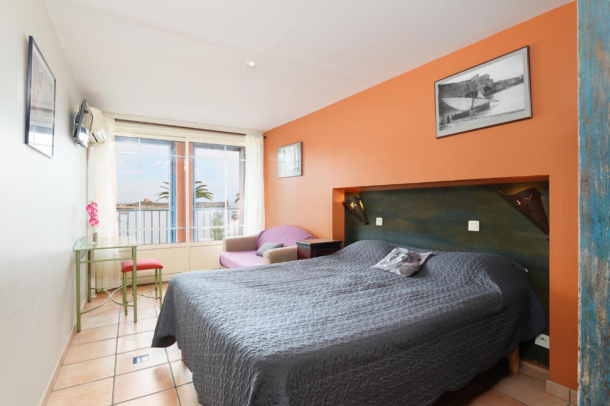 Double Room with facing Sea View - New Building photo 3