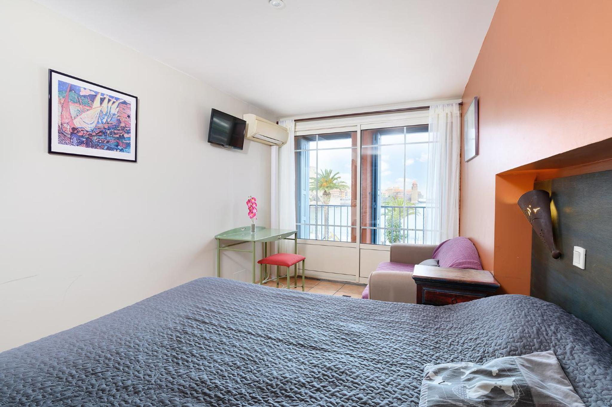 Double Room with facing Sea View - New Building photo 2