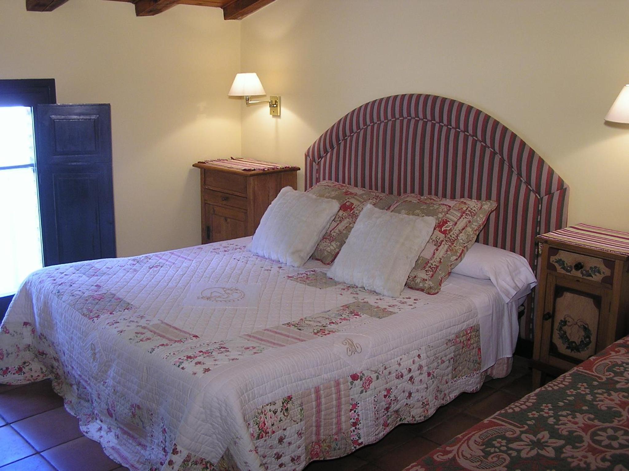 Double or Twin Room with Bathroom photo 3
