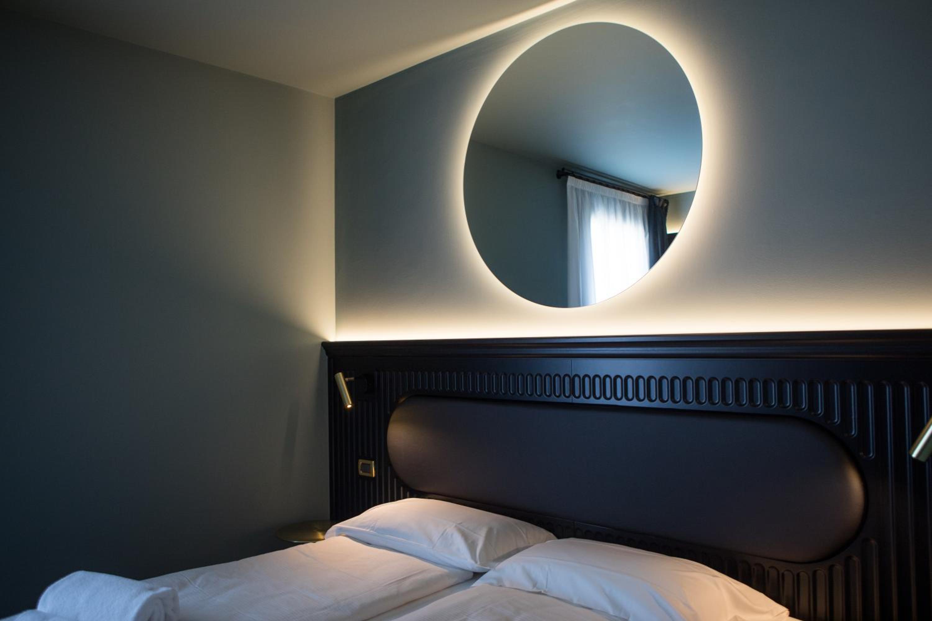 Double or Twin Room photo 3