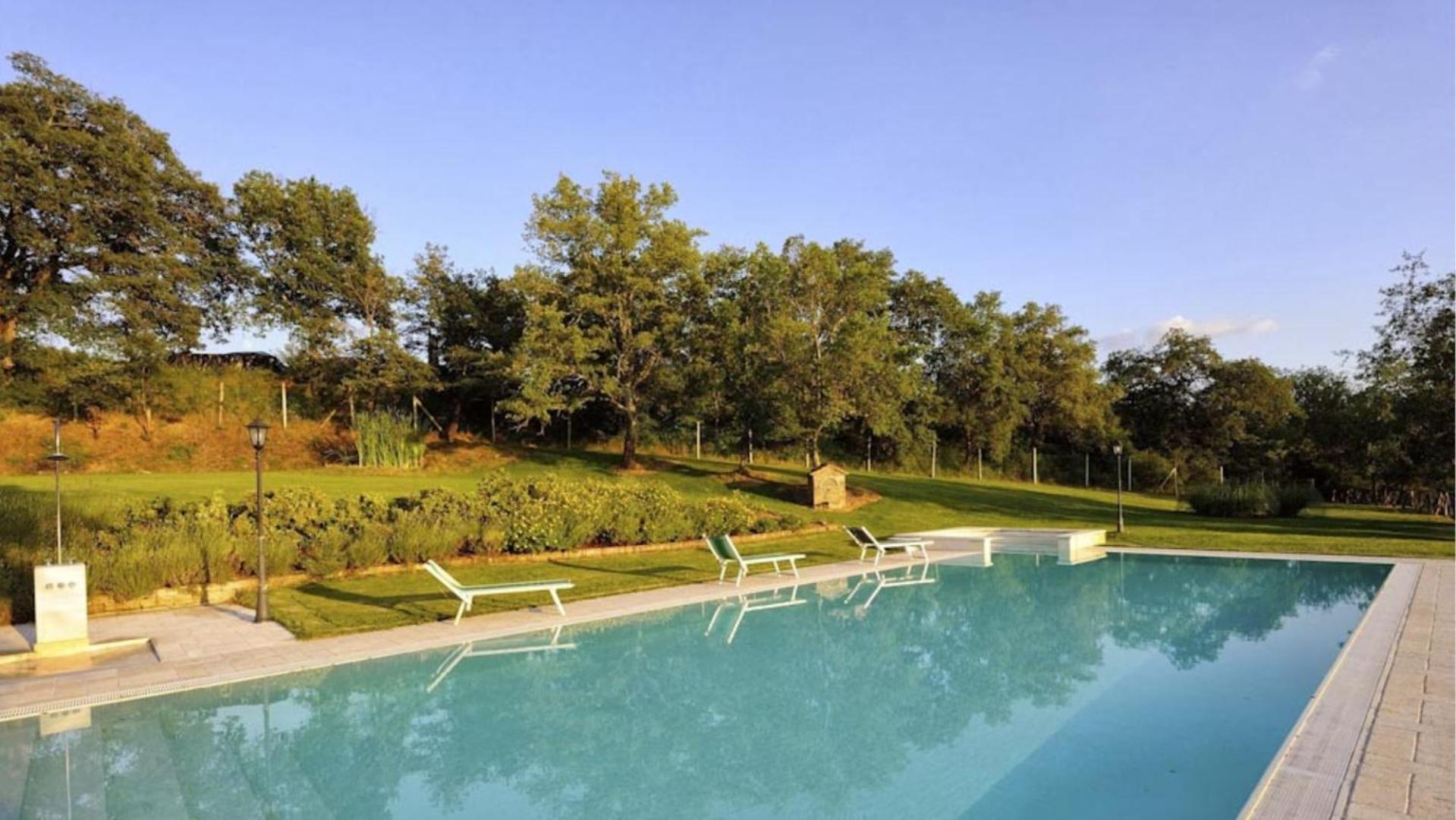 Villa photo 3