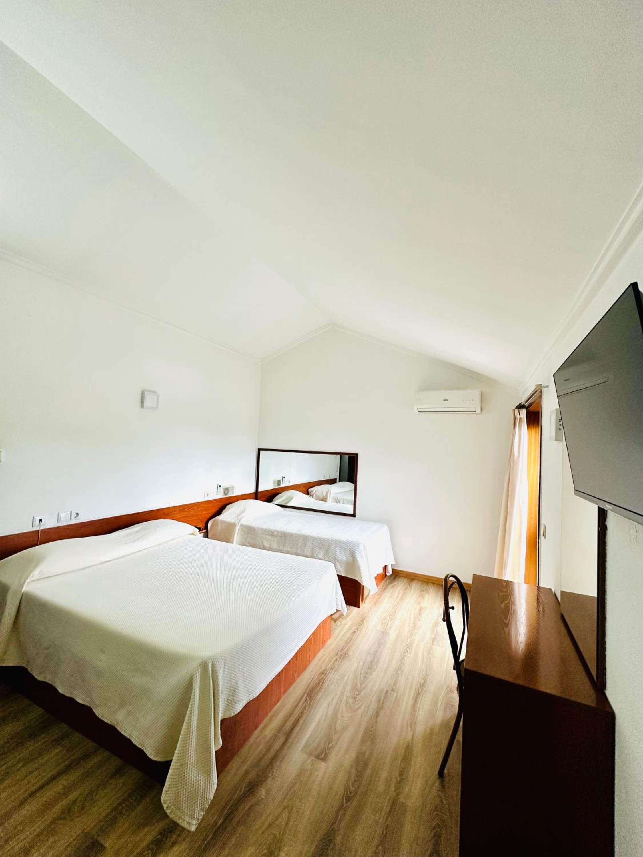 Double Room - Photo 1