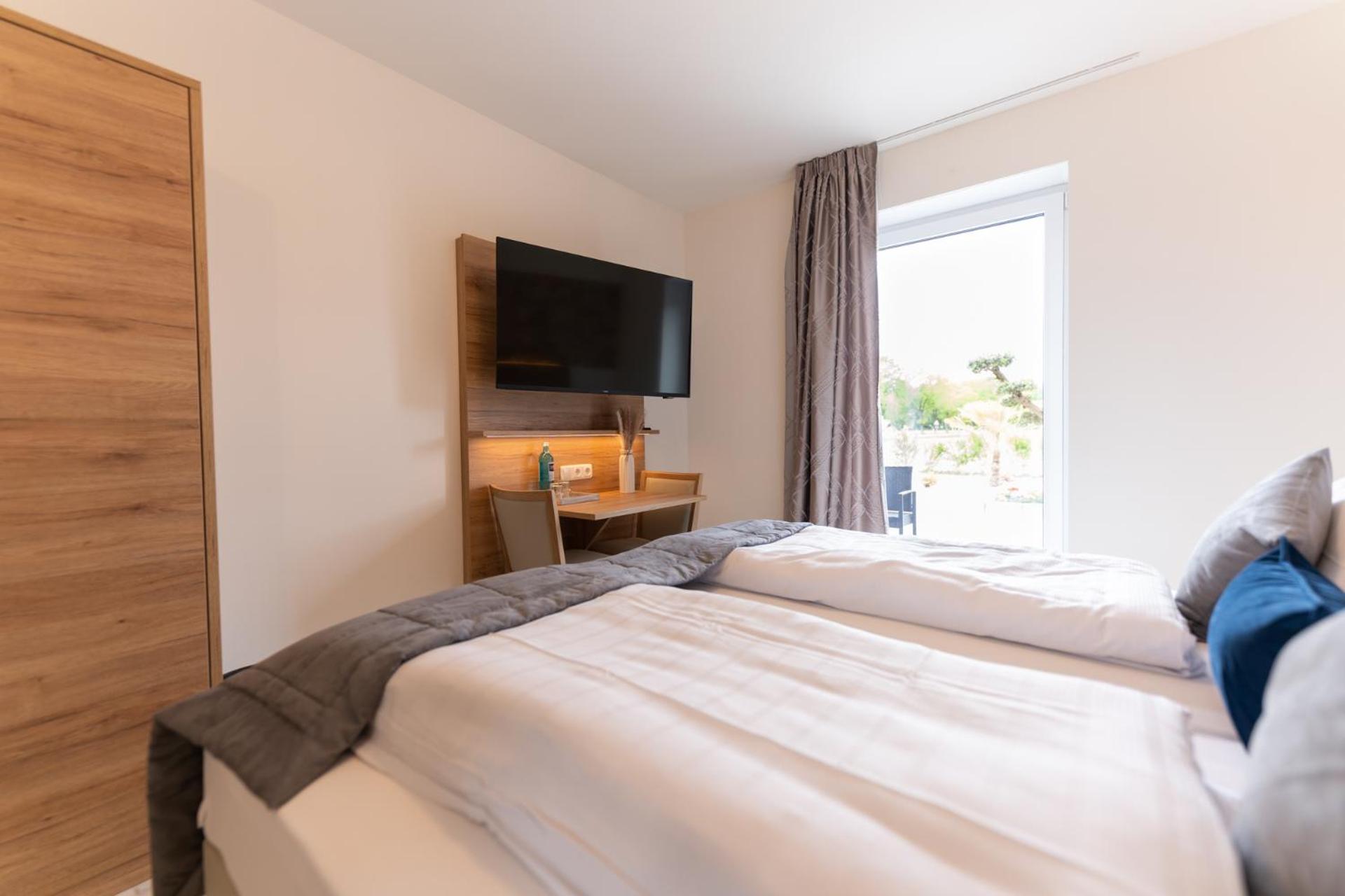 Double Room with Terrace - Photo 14