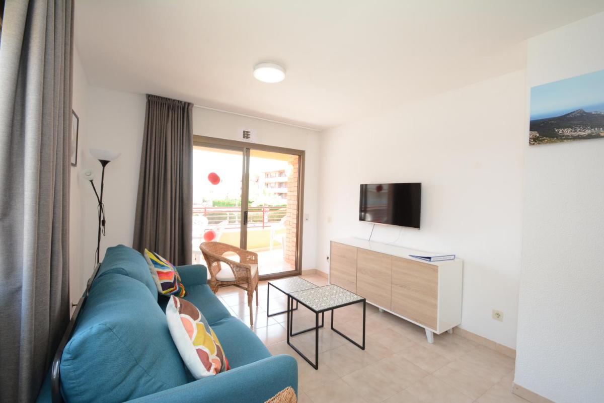 Three-Bedroom Apartment with Balcony & Pool View ( 8 adults), photo 6