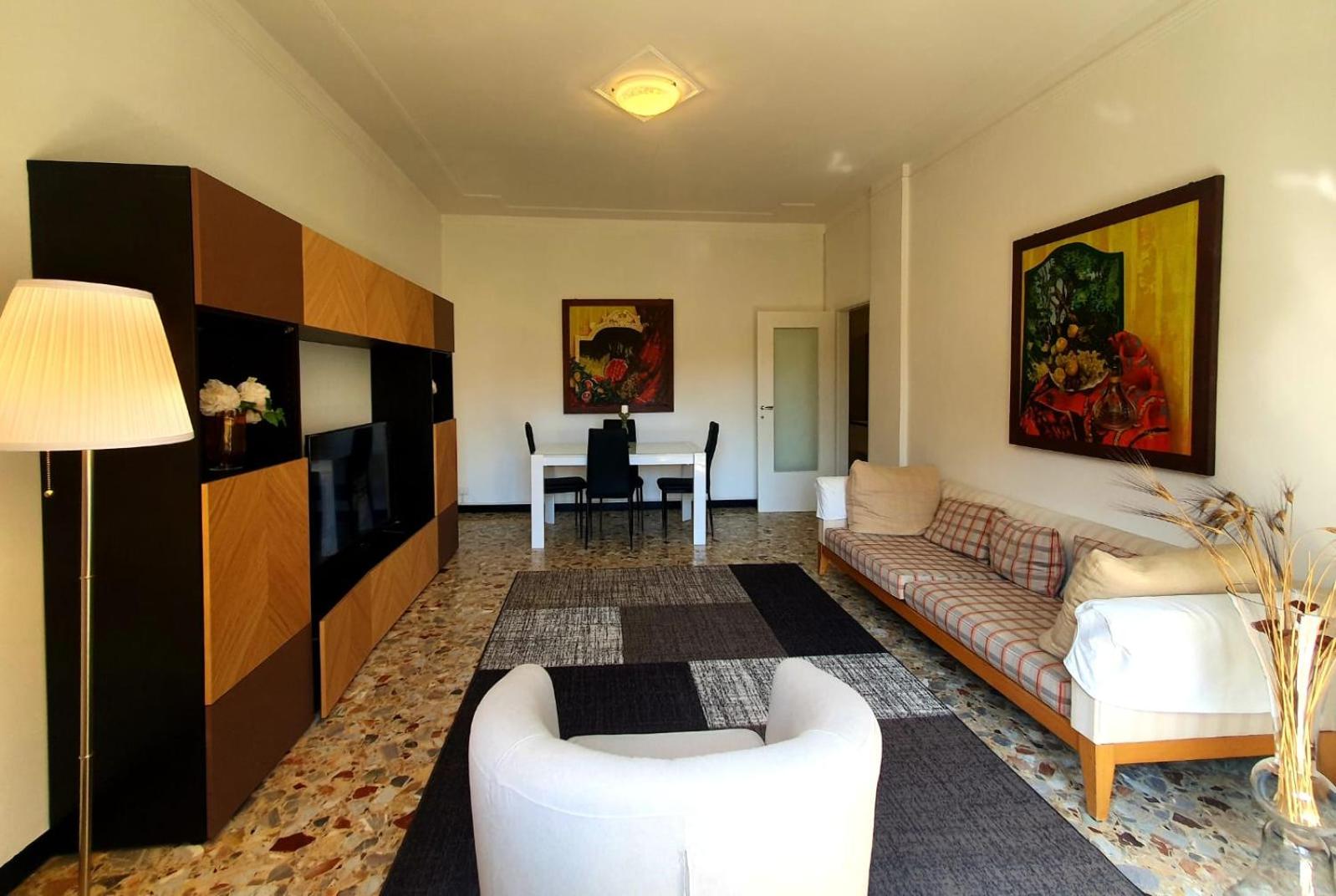 Three-Bedroom Apartment photo 1