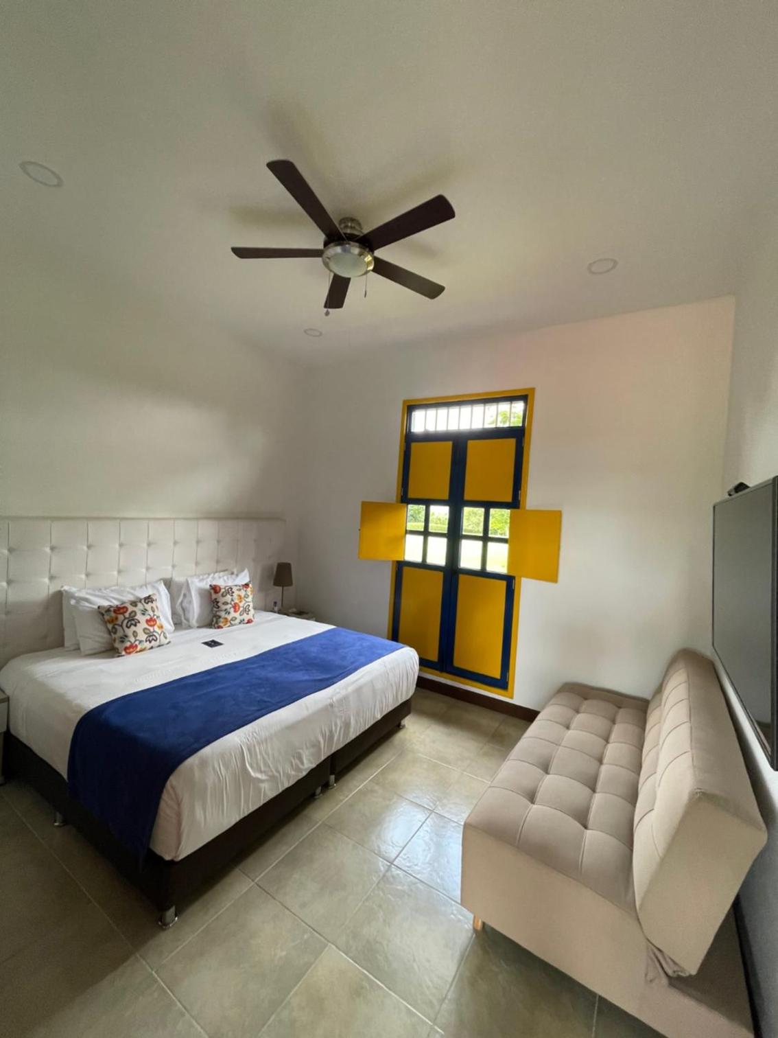 Superior Double or Twin Room with Mountain View