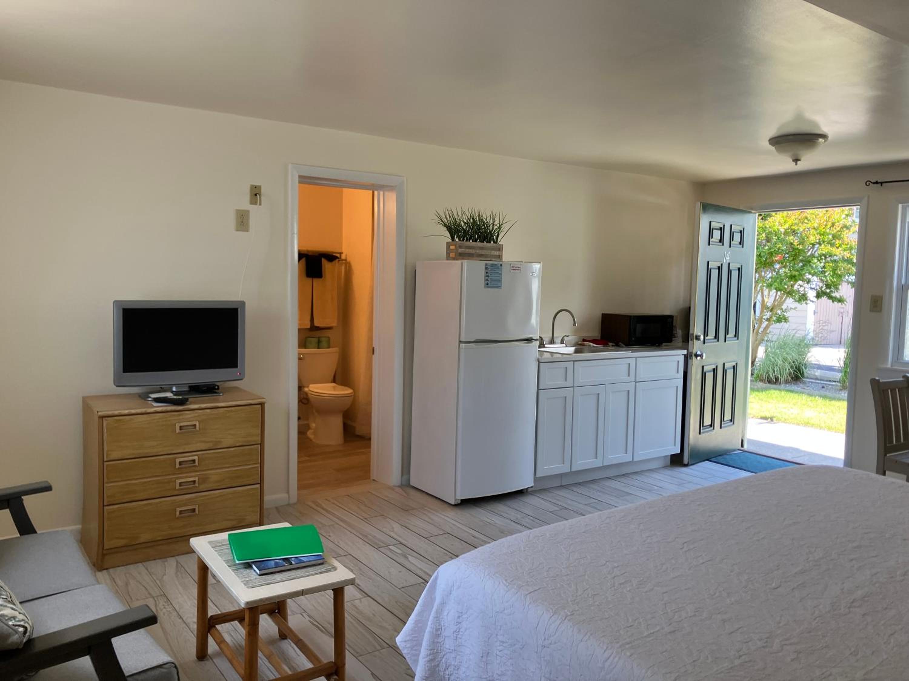 Deluxe King Room photo 1