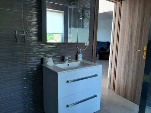 Deluxe Triple Room with Sea View photo 3