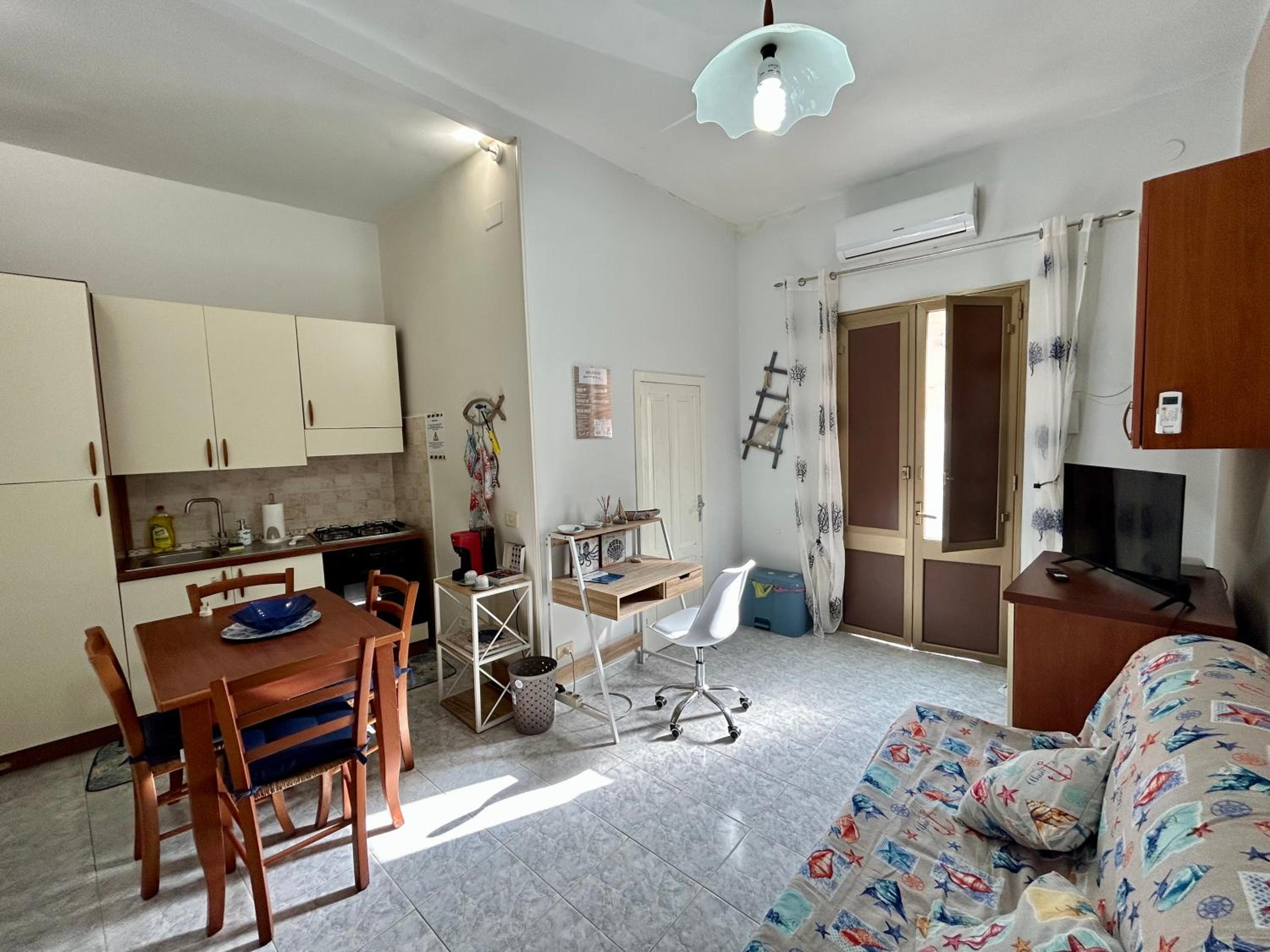 One-Bedroom Apartment