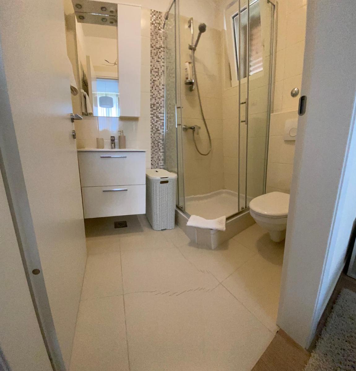 Two-Bedroom Apartment - Photo 2