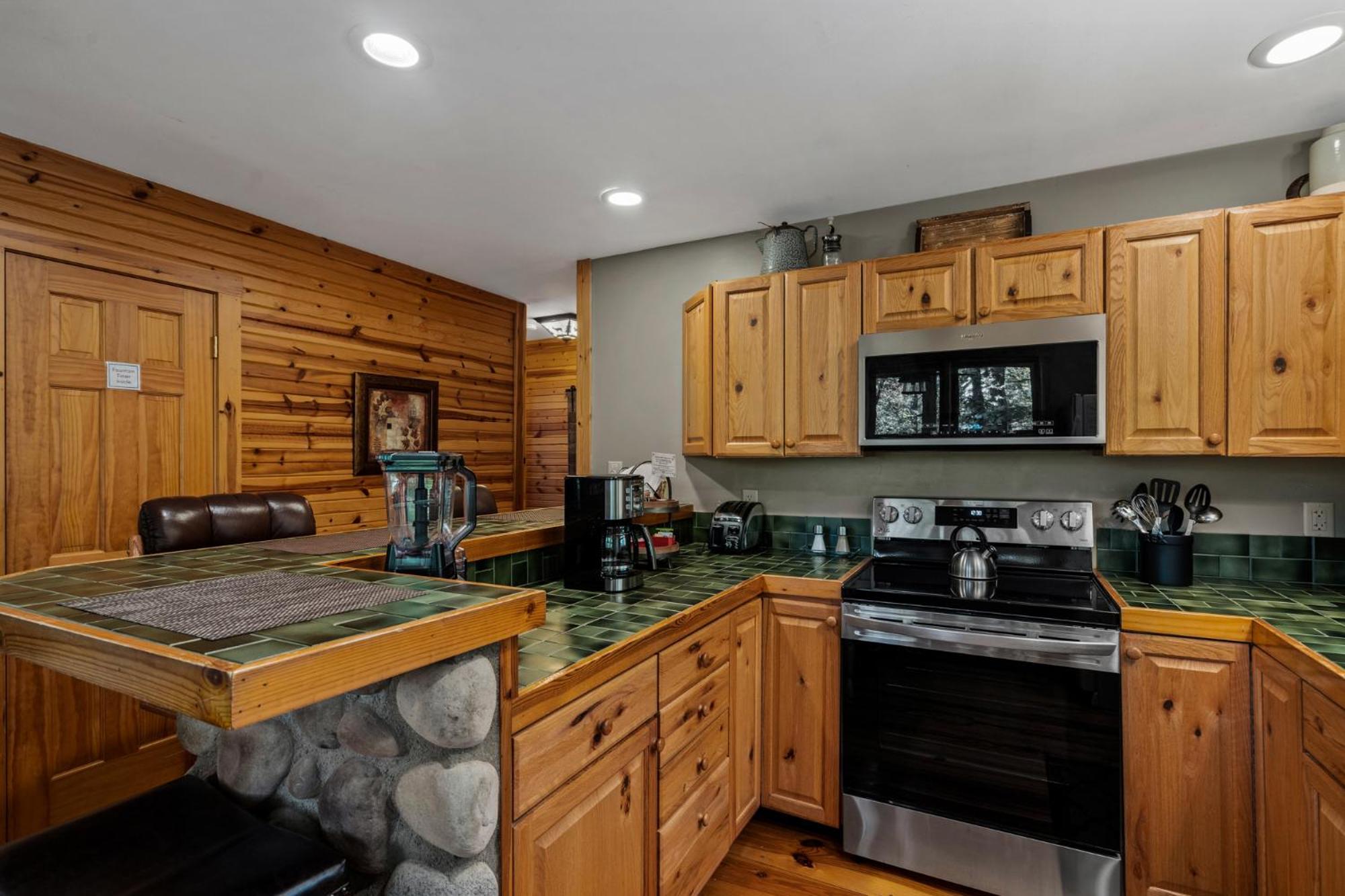 Two-Bedroom House photo 2