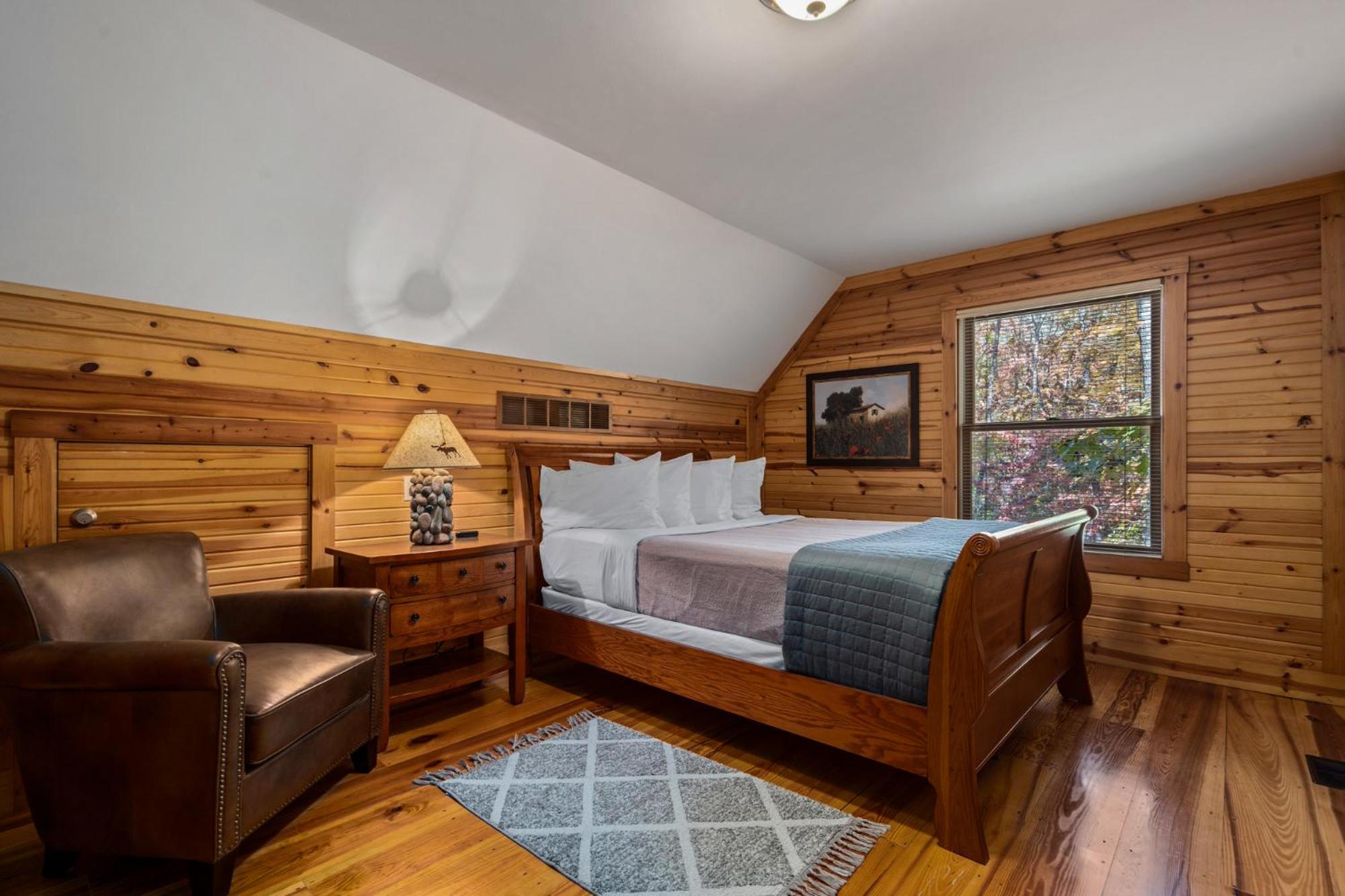 Two-Bedroom House photo 3
