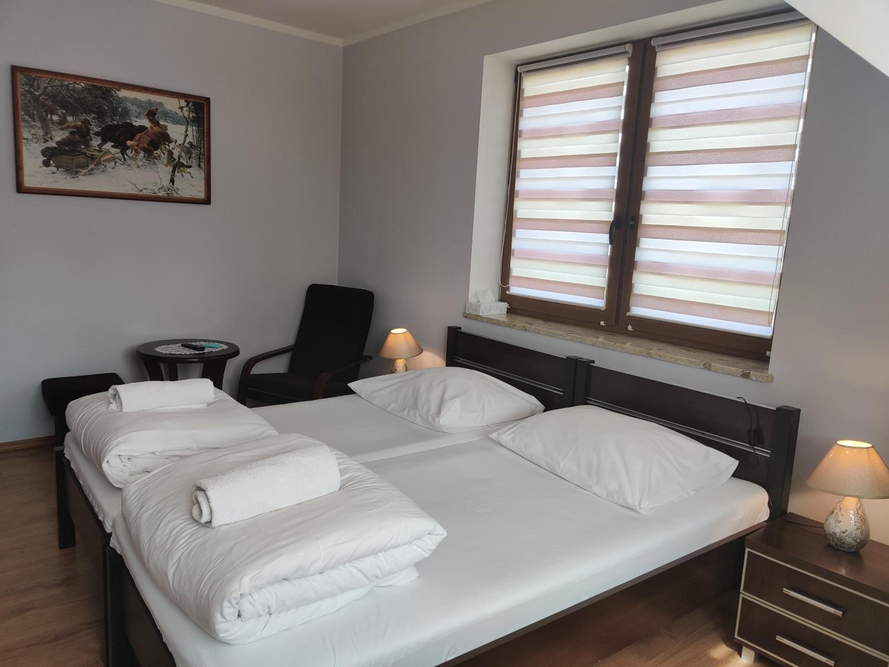 Large Double Room photo 1