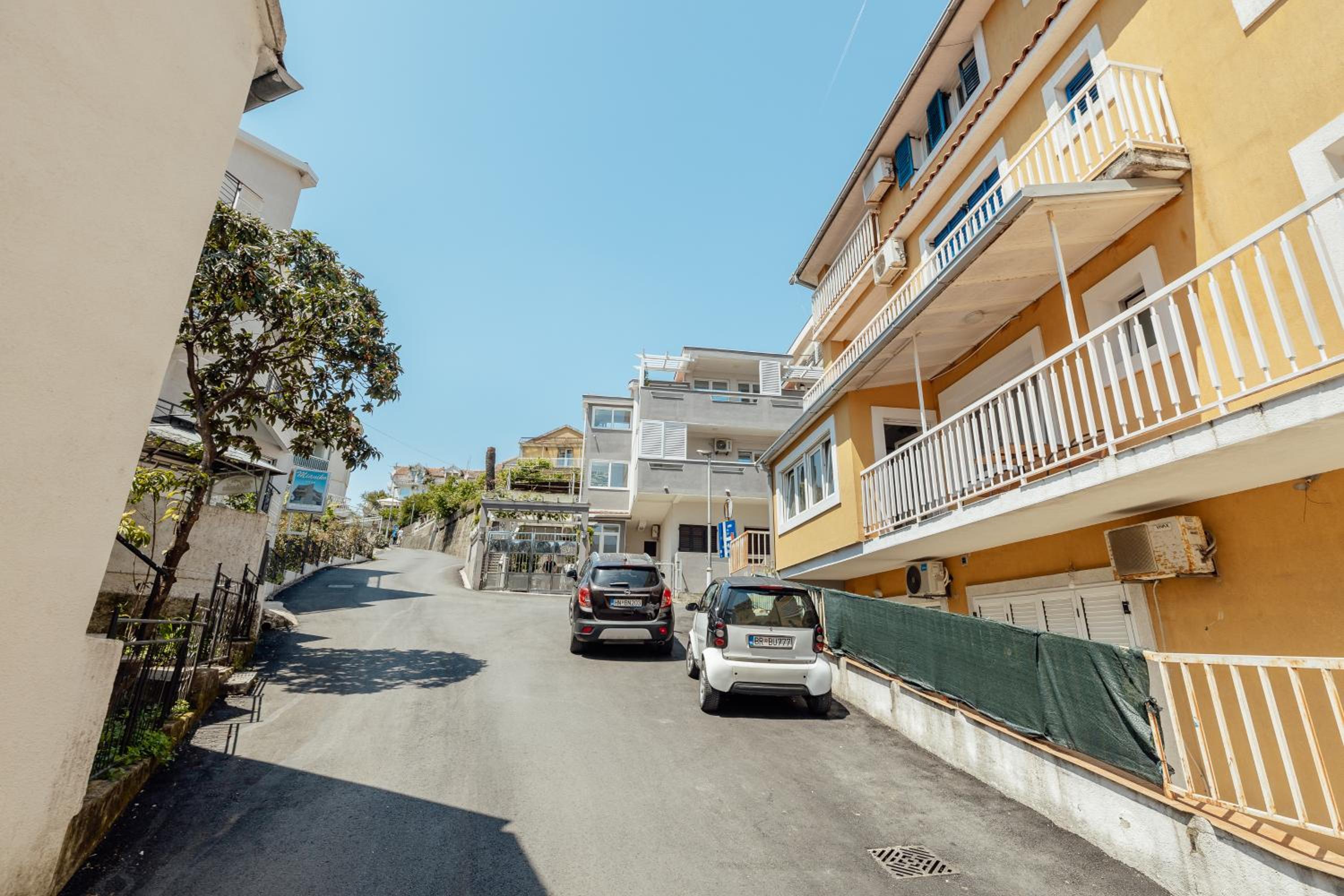 Apartment With Sea View
